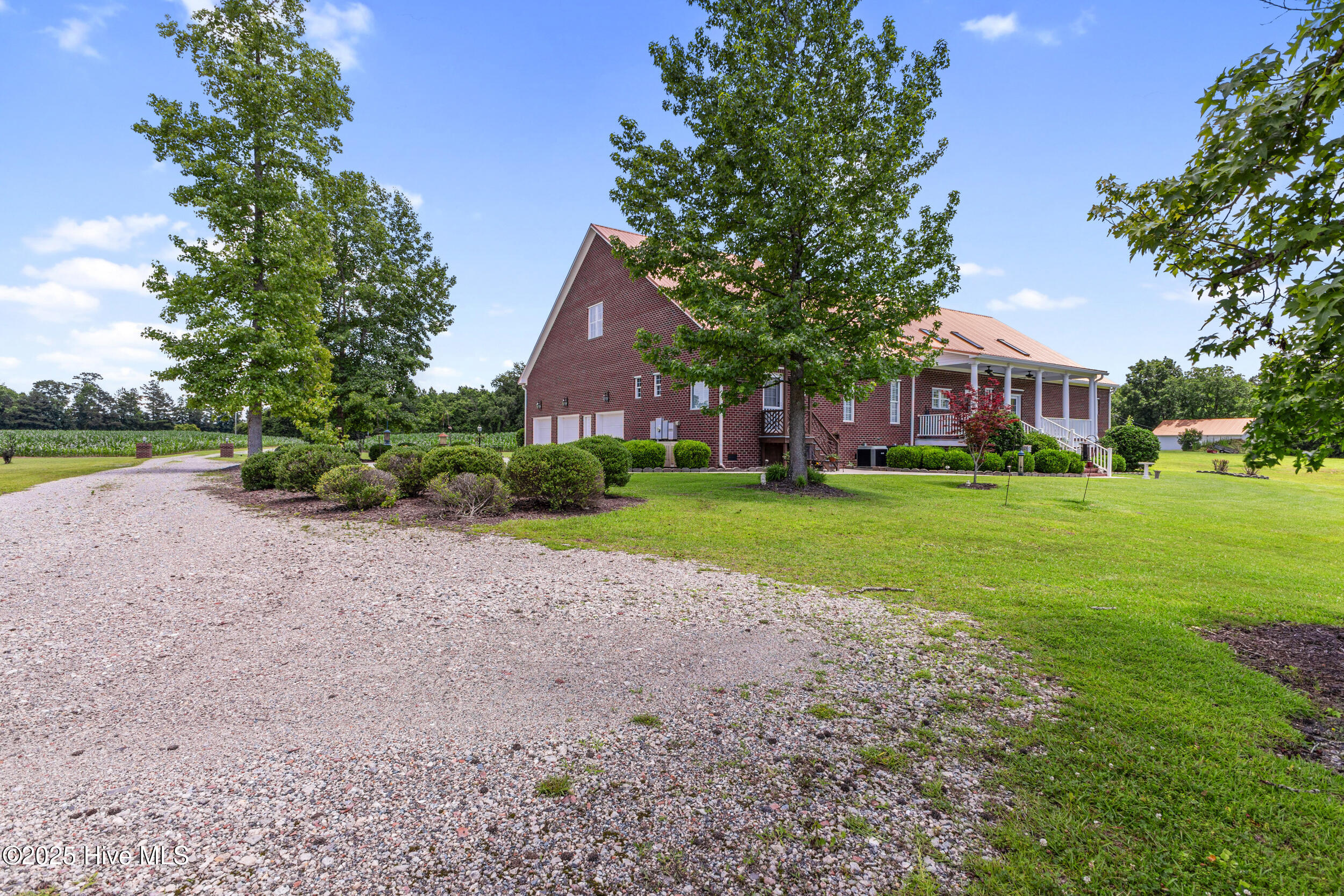 5370 Slocum Trail Property Photo 7