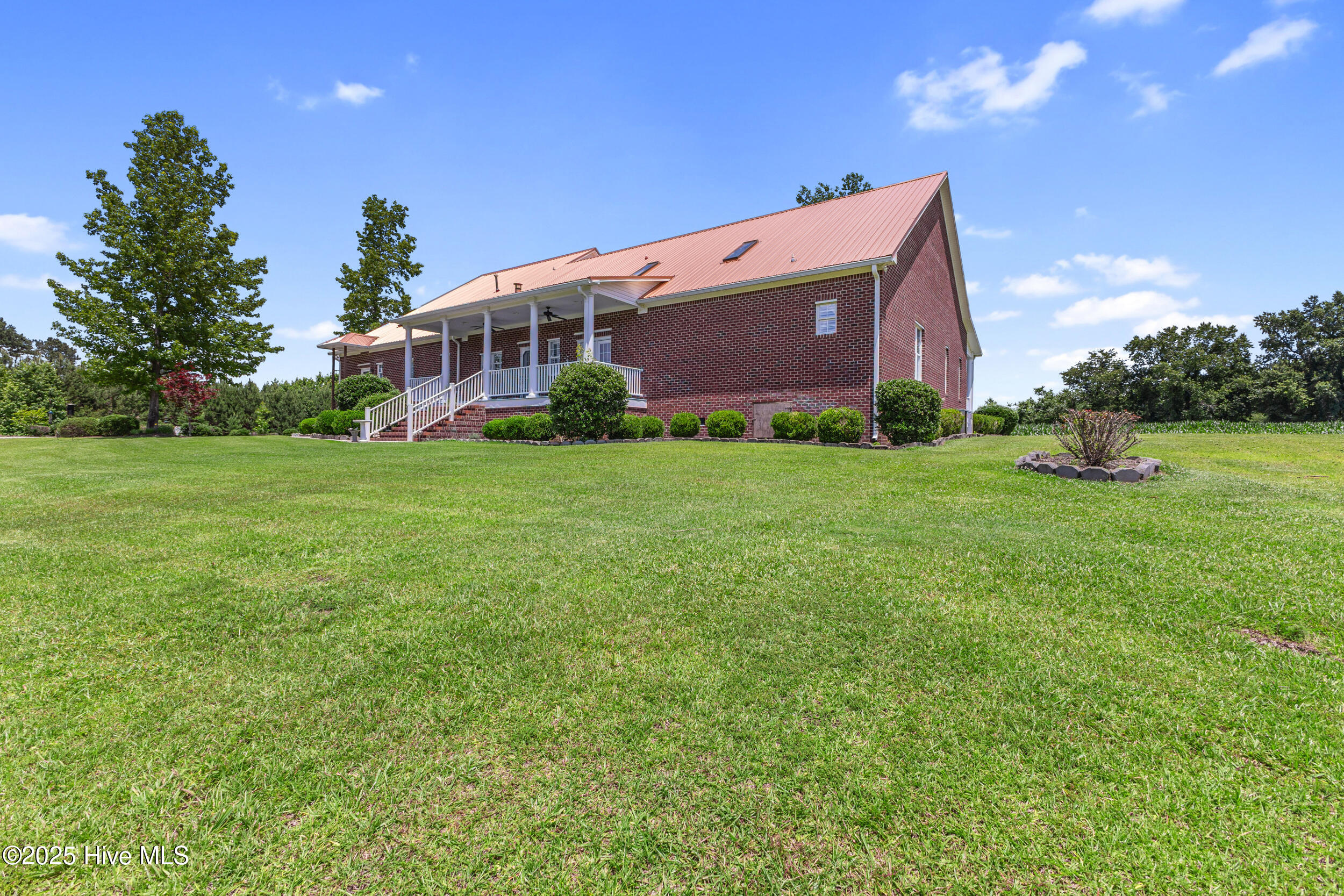 5370 Slocum Trail Property Photo 10