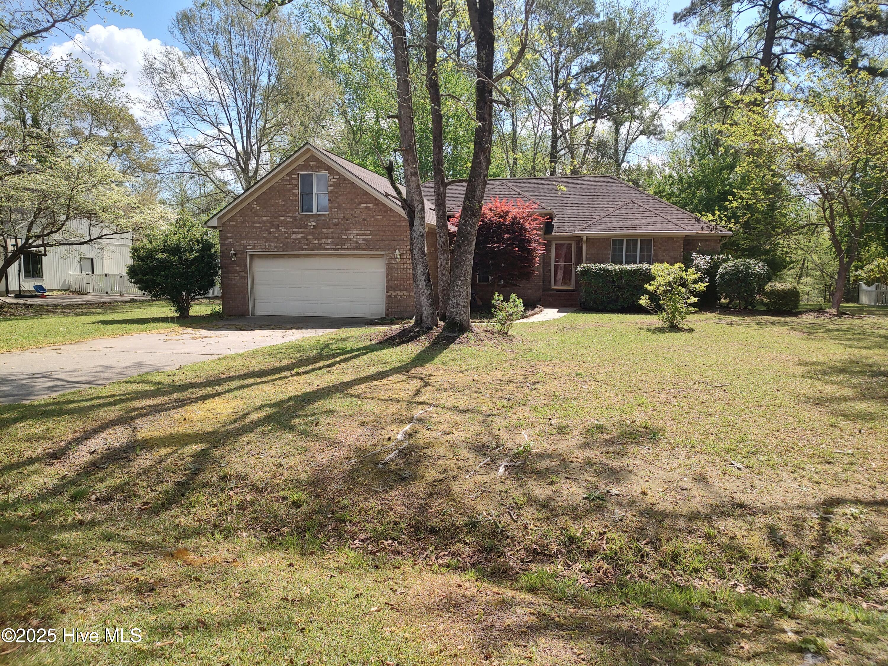 131 Norbury Drive Property Photo
