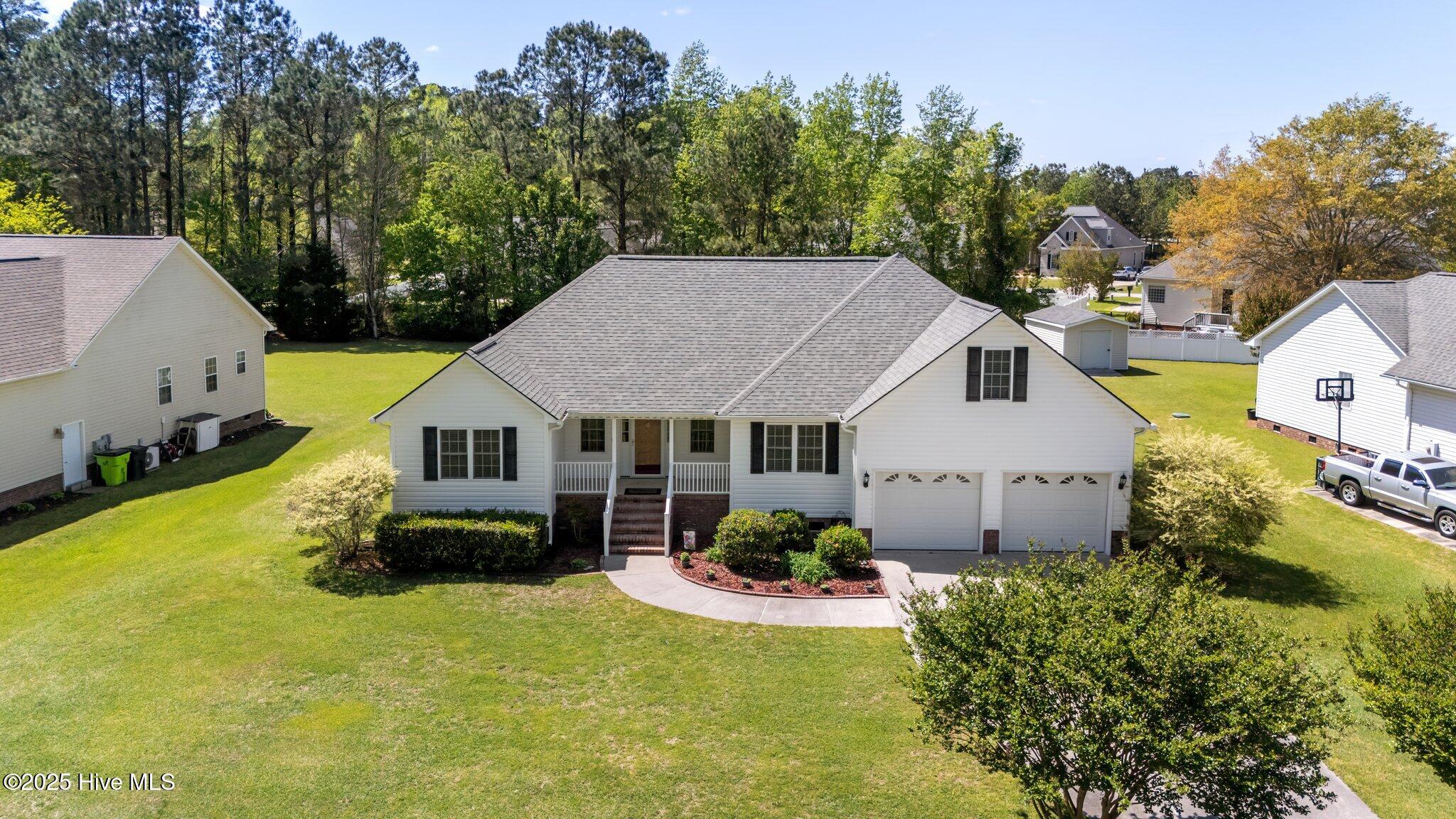 107 Banks Drive Property Photo 2