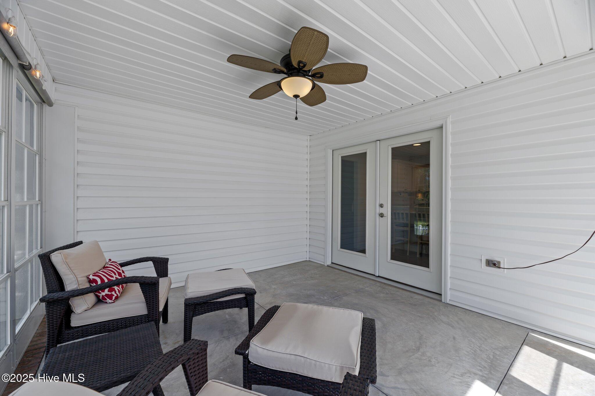 107 Banks Drive Property Photo 18