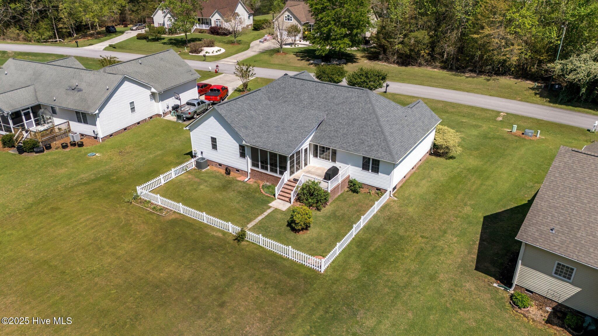 107 Banks Drive Property Photo 47