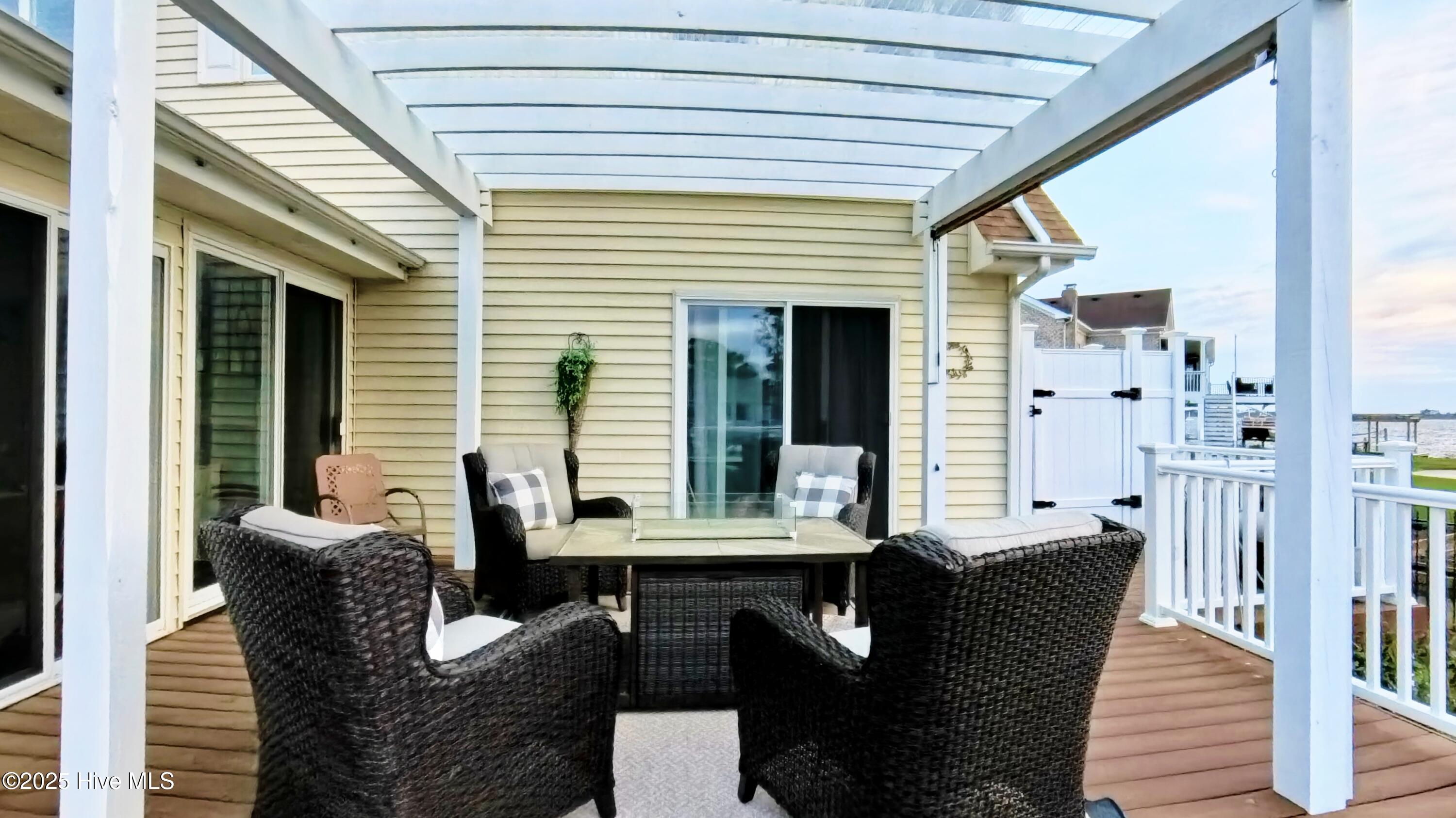 108 Widgeon Drive Property Photo 3