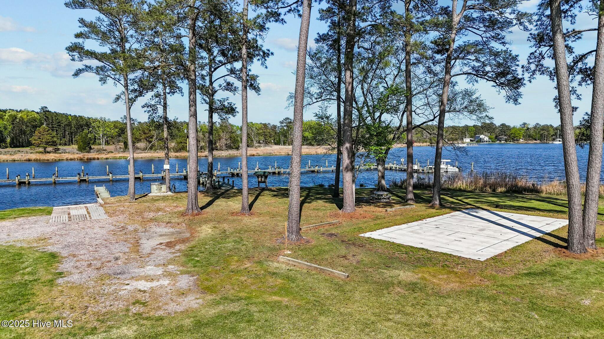 46 North Creek Drive Property Photo 12