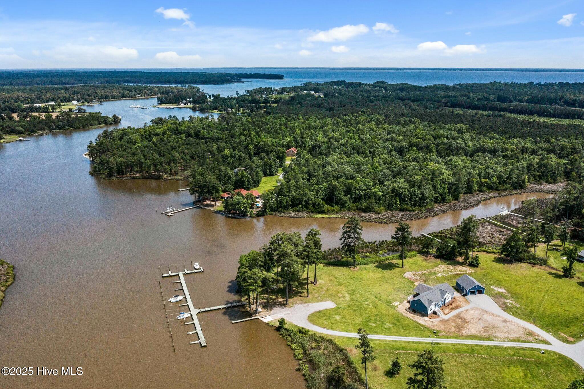 46 North Creek Drive Property Photo 18