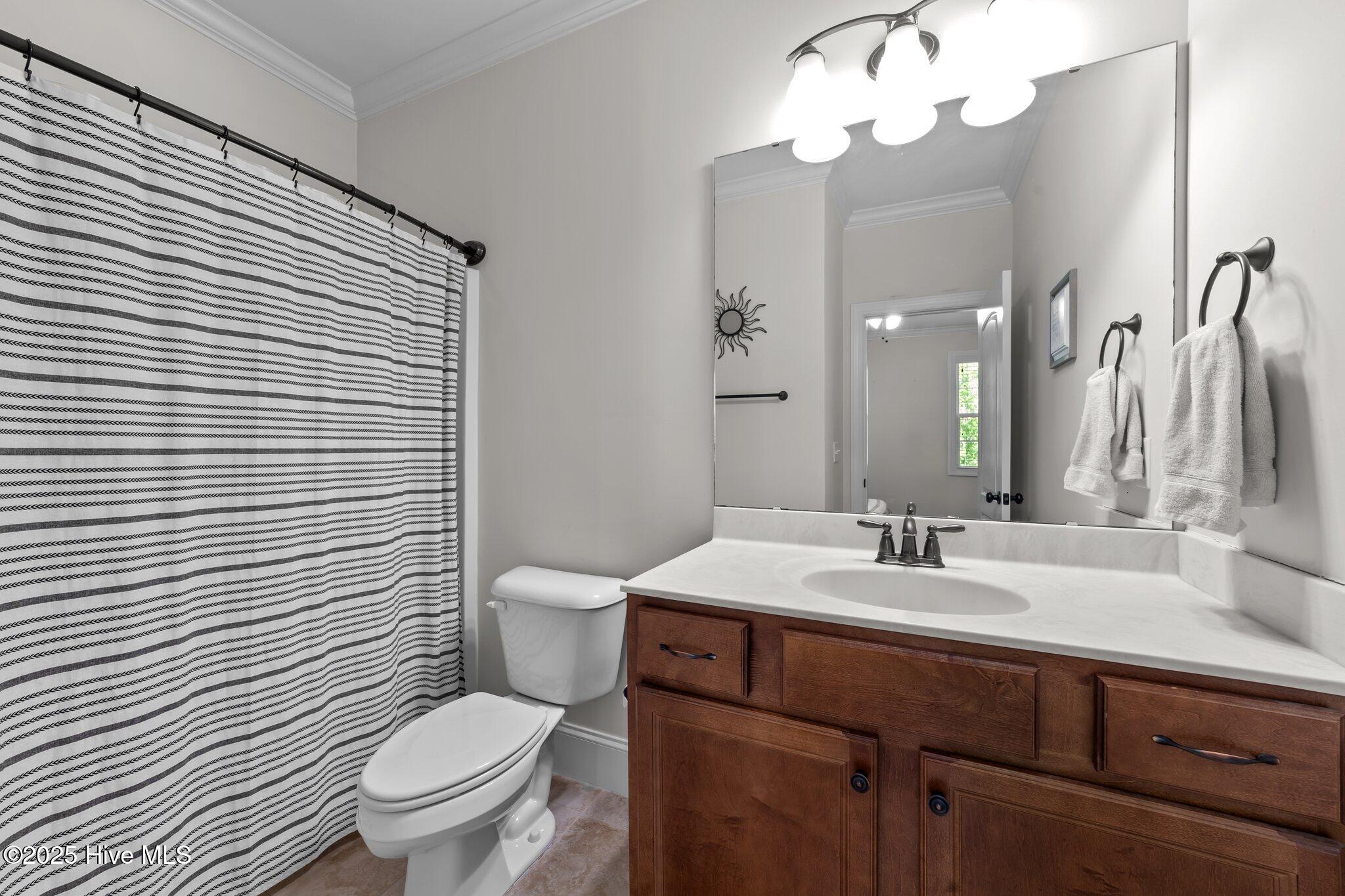 64 Thousand Oaks Court Property Photo 19