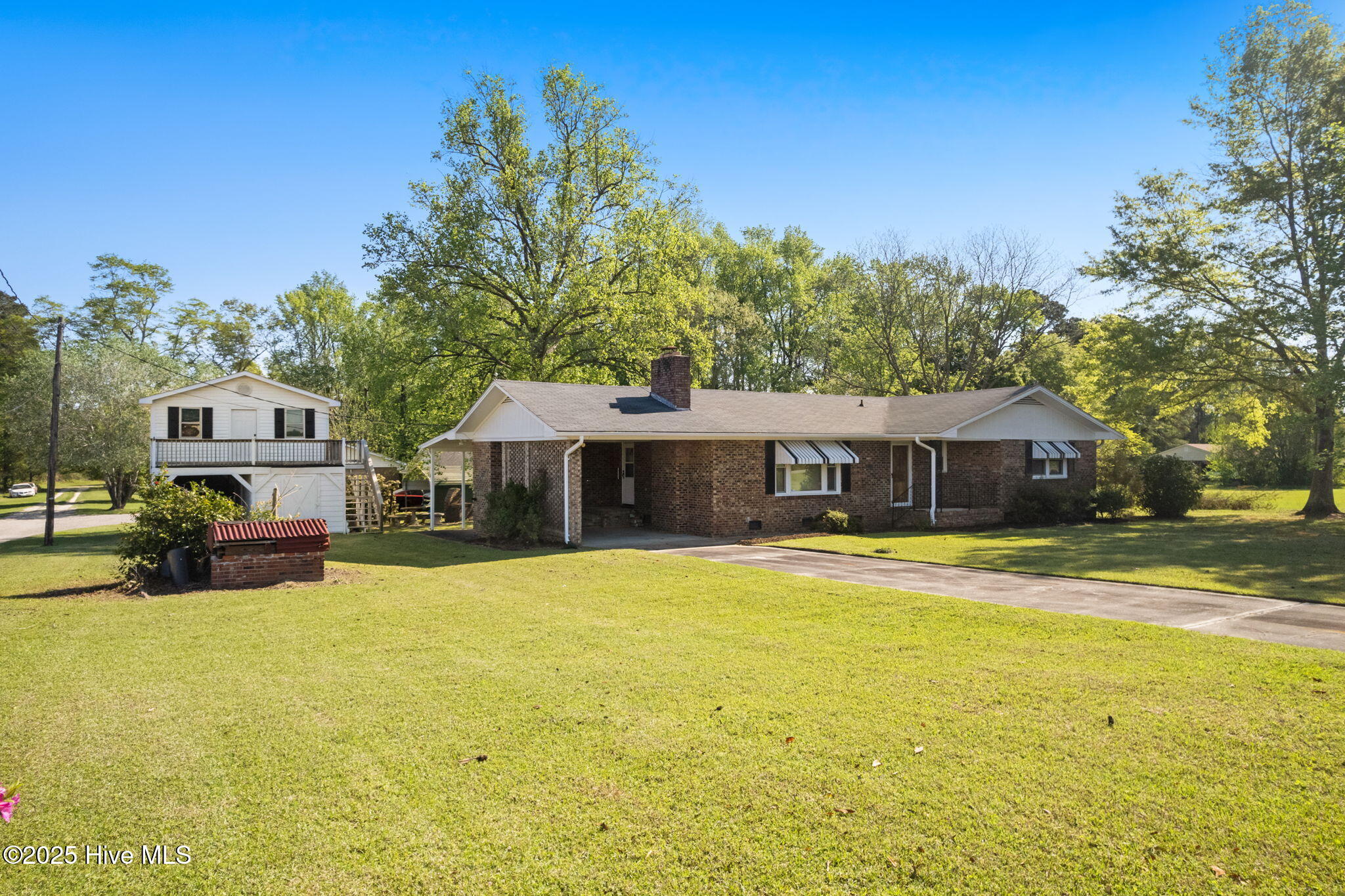 7900 Old Stage Road Property Photo