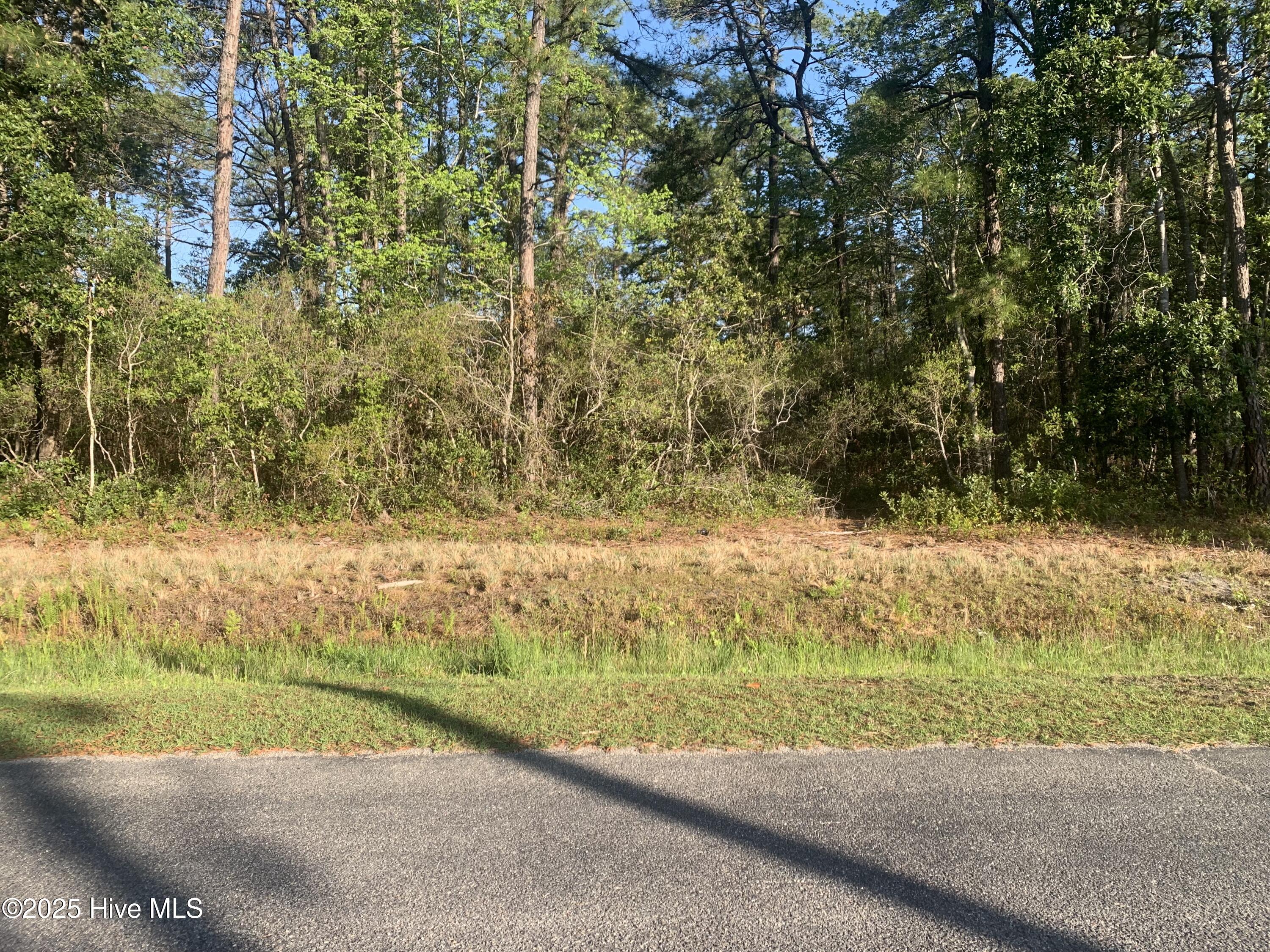 333 Pineknoll Drive Property Photo