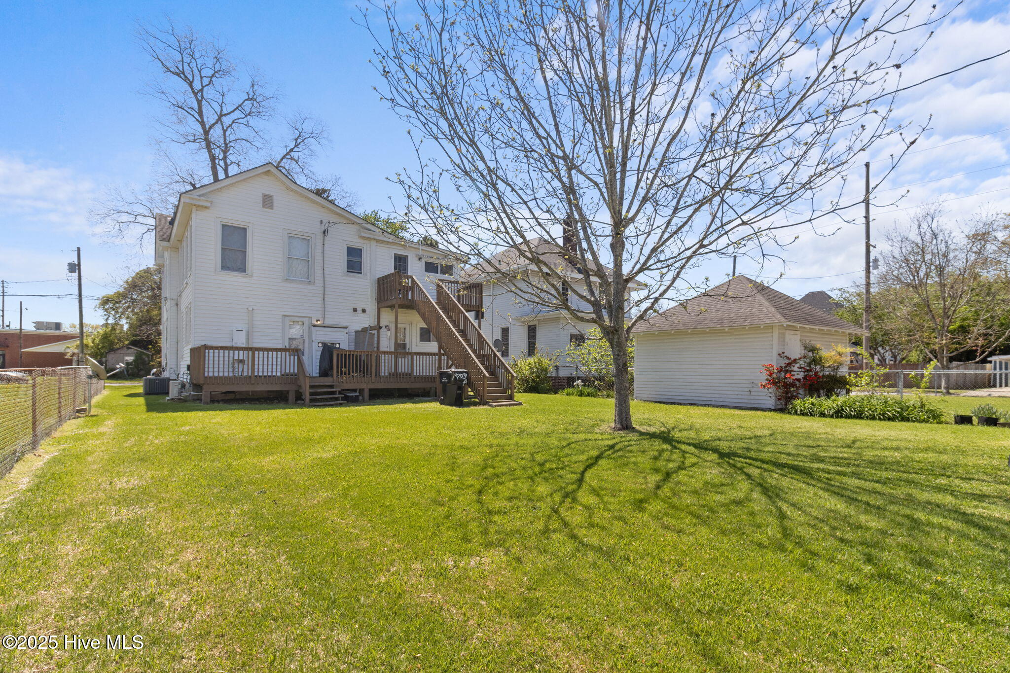 703 1st Street Property Photo 8