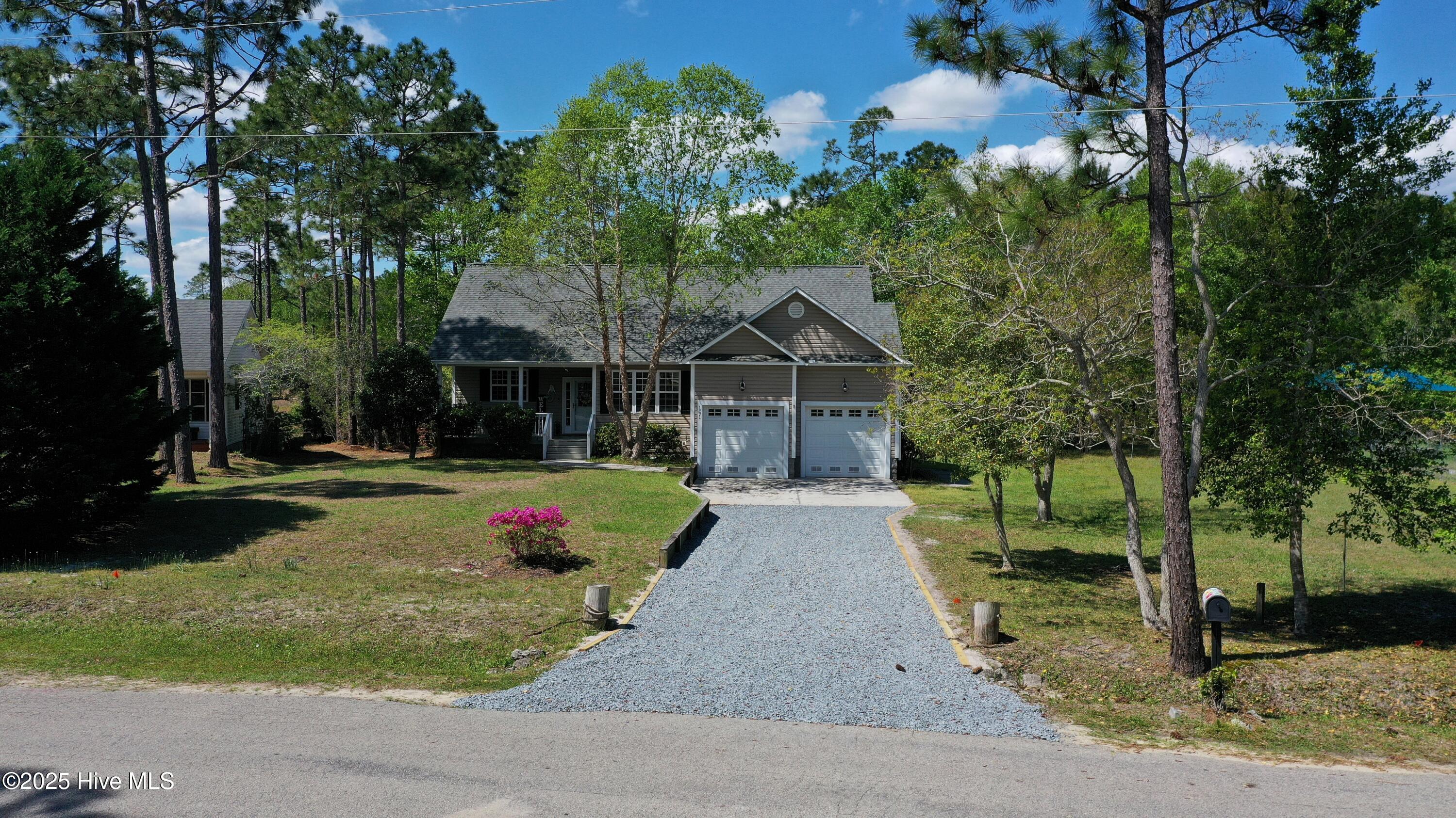 161 North Lake Drive Property Photo 4