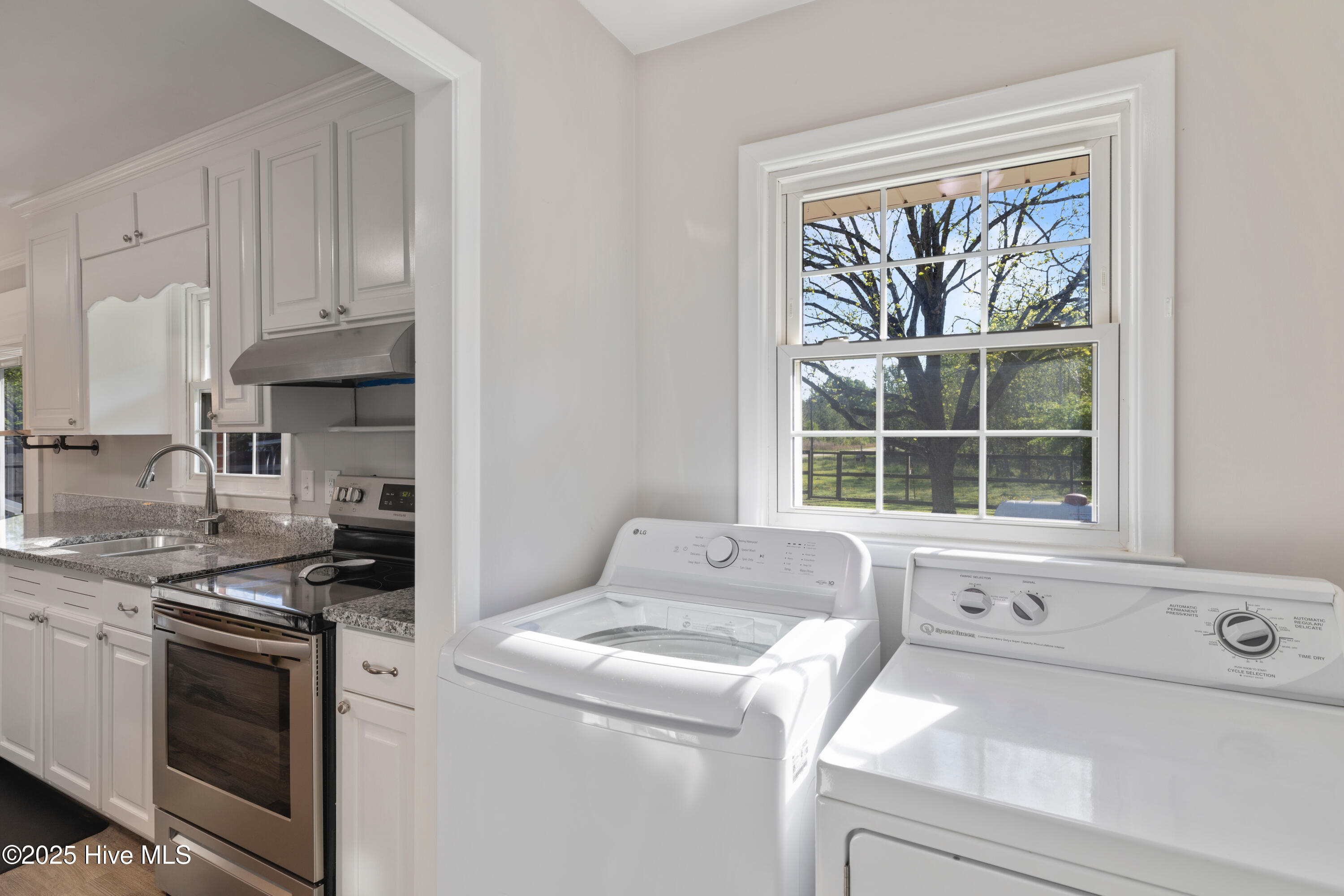 1382 Old Cornwallis Road Property Photo 12
