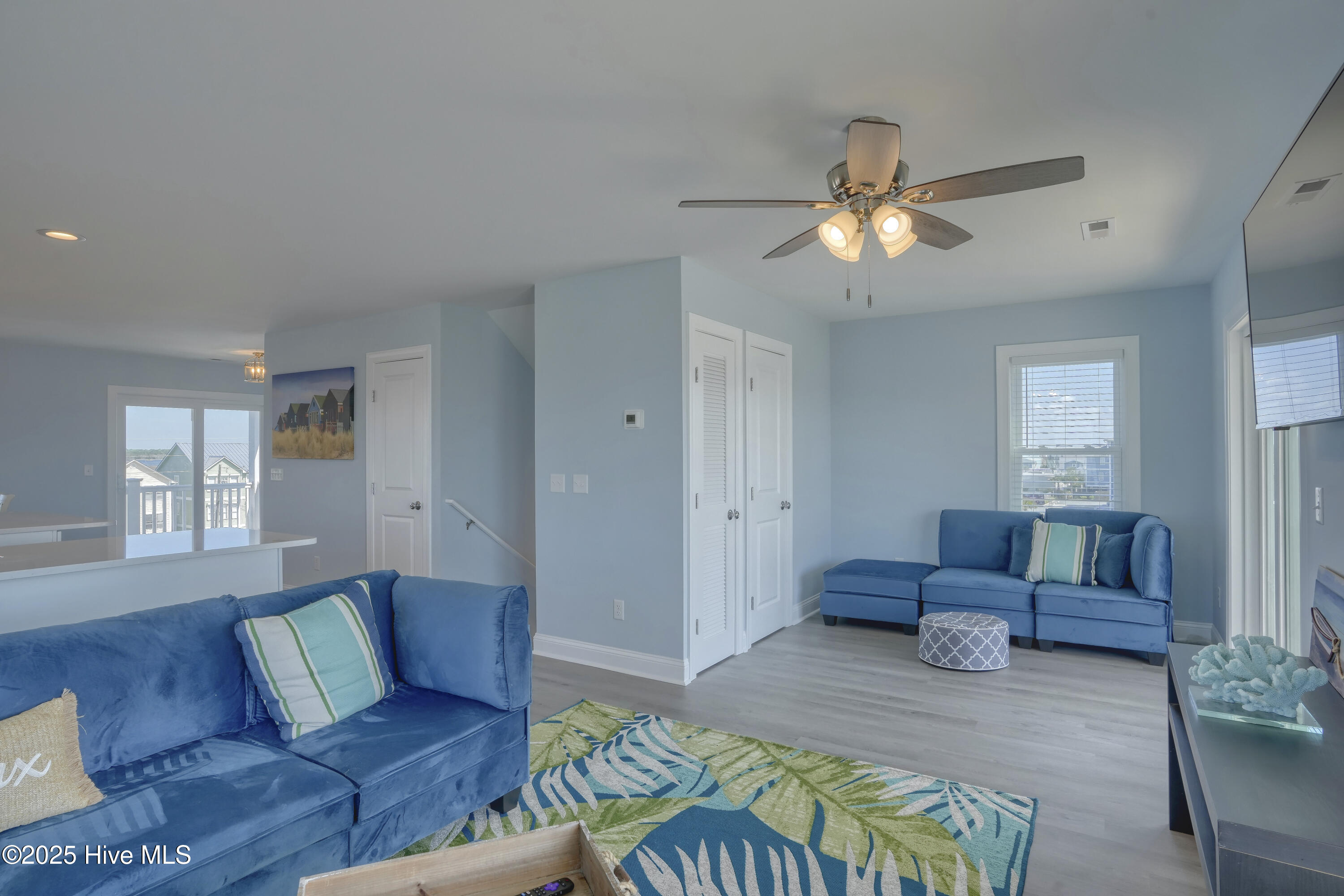 513 N Topsail Drive Property Photo 14
