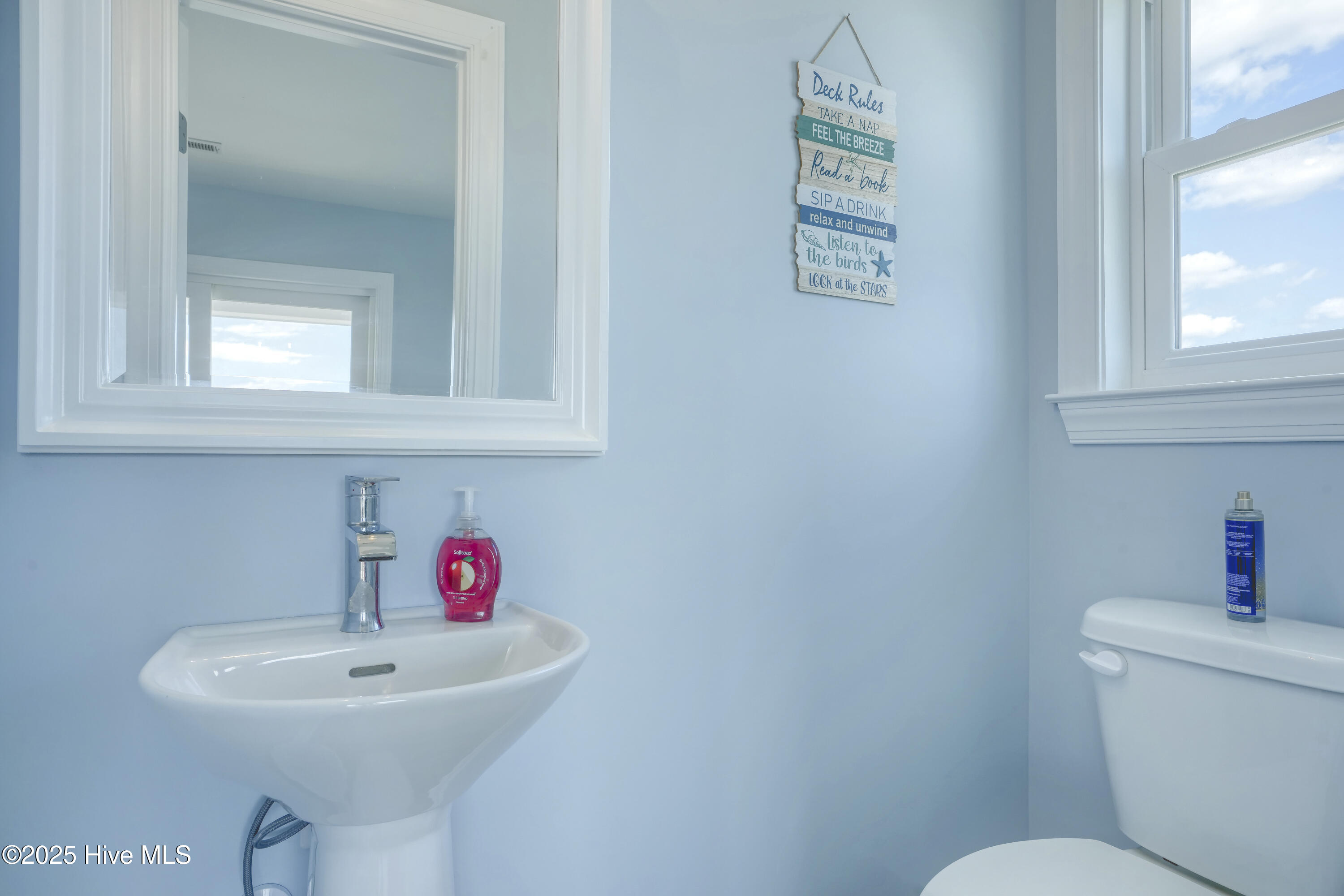 513 N Topsail Drive Property Photo 24