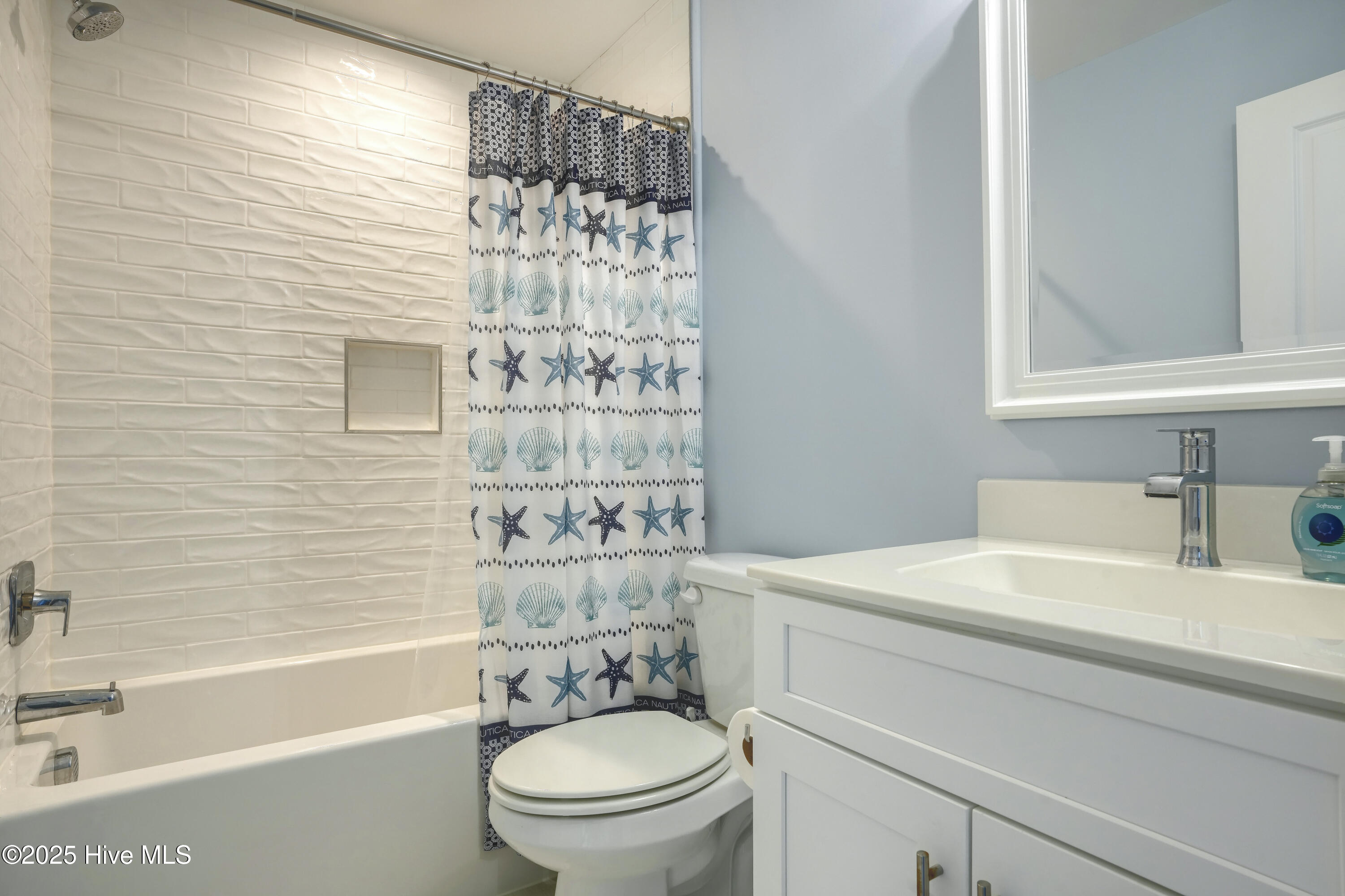 513 N Topsail Drive Property Photo 33