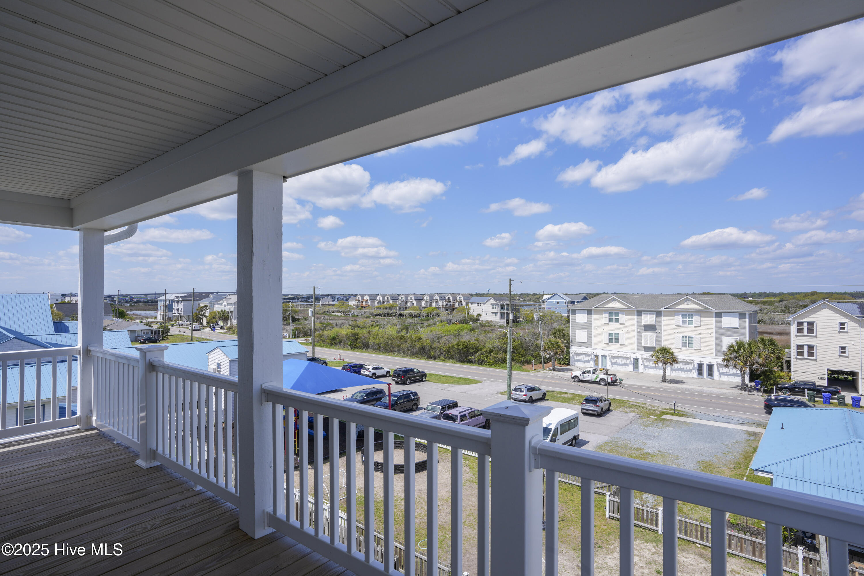 513 N Topsail Drive Property Photo 38