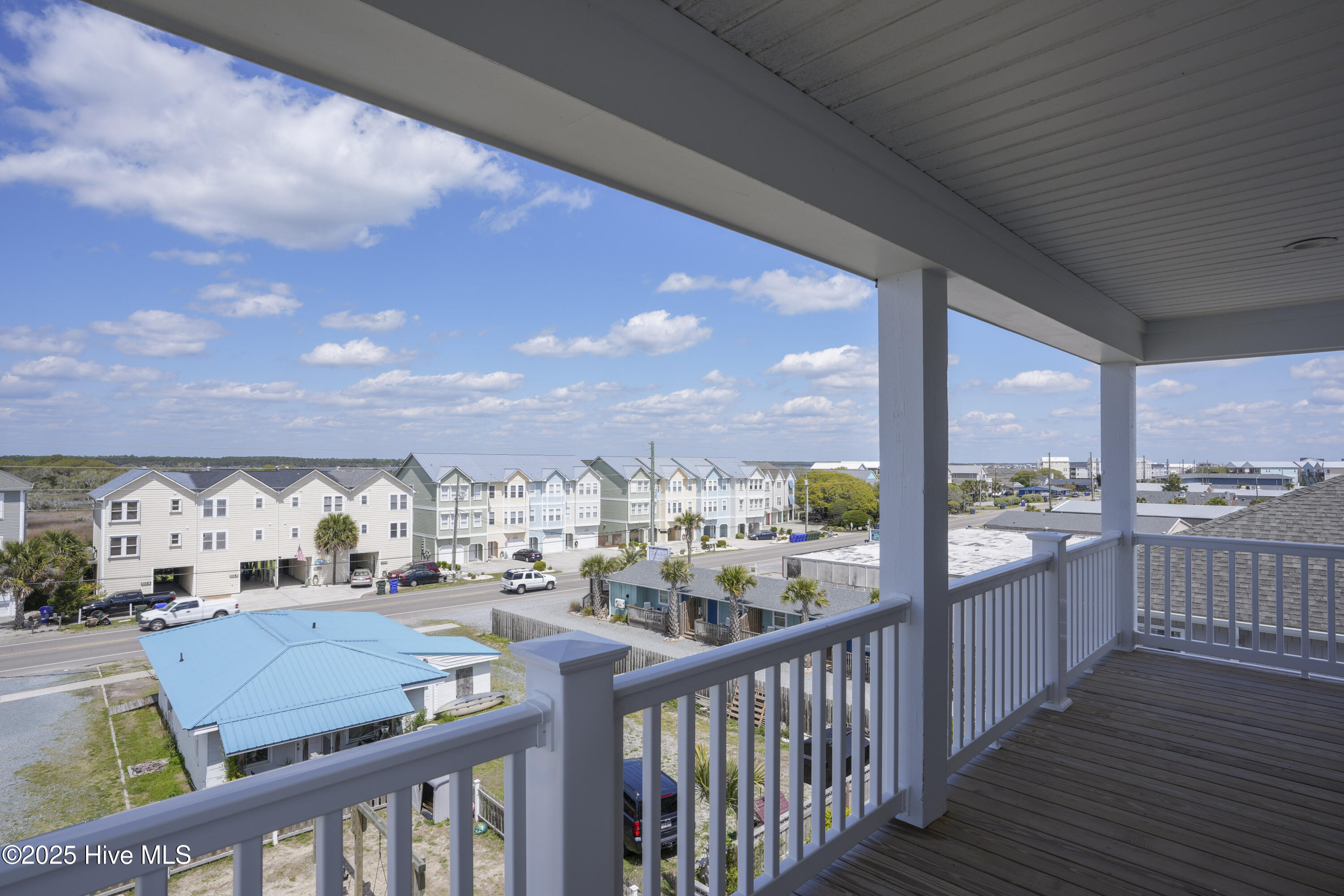 513 N Topsail Drive Property Photo 39
