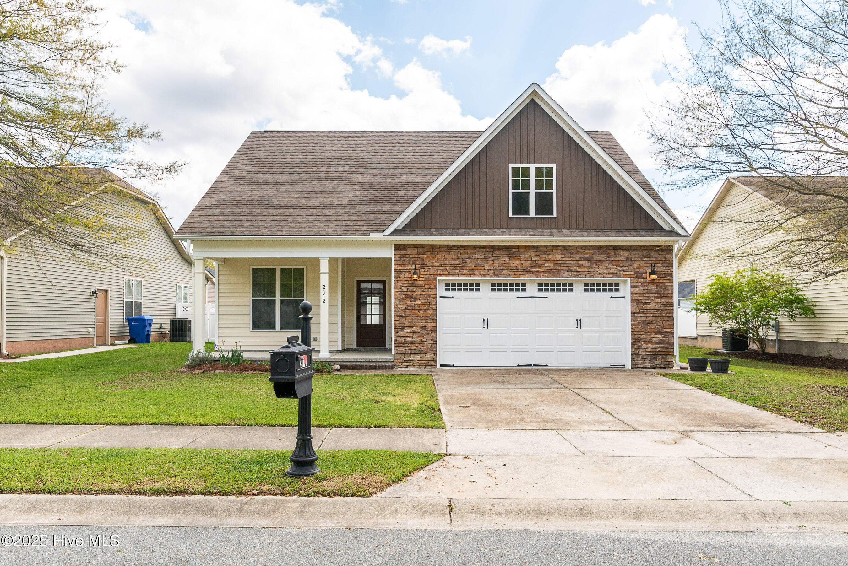 2112 Tulls Cove Road Property Photo