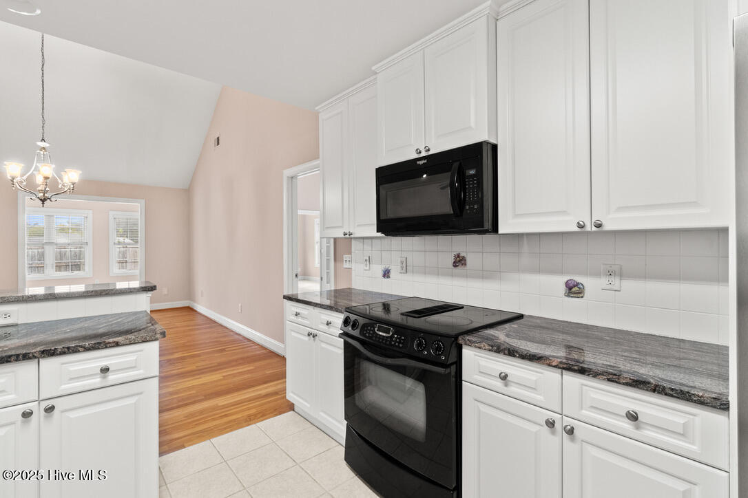 704 Sea Castle Court Property Photo 16