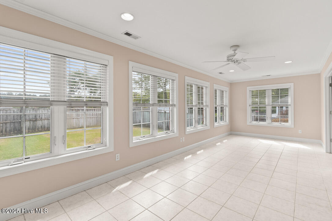 704 Sea Castle Court Property Photo 34