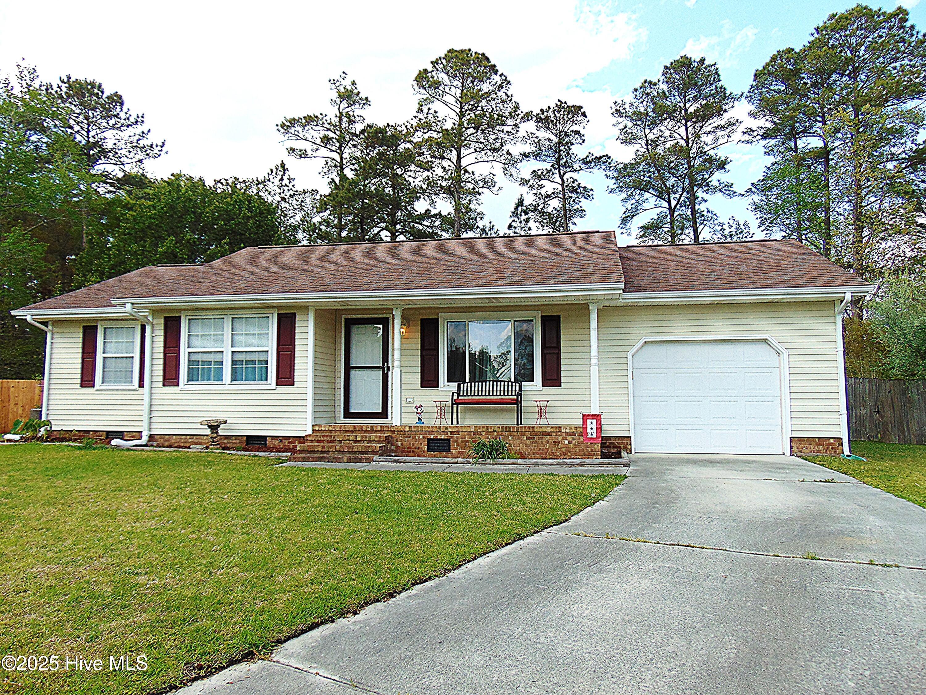 110 Poplar Road Property Photo