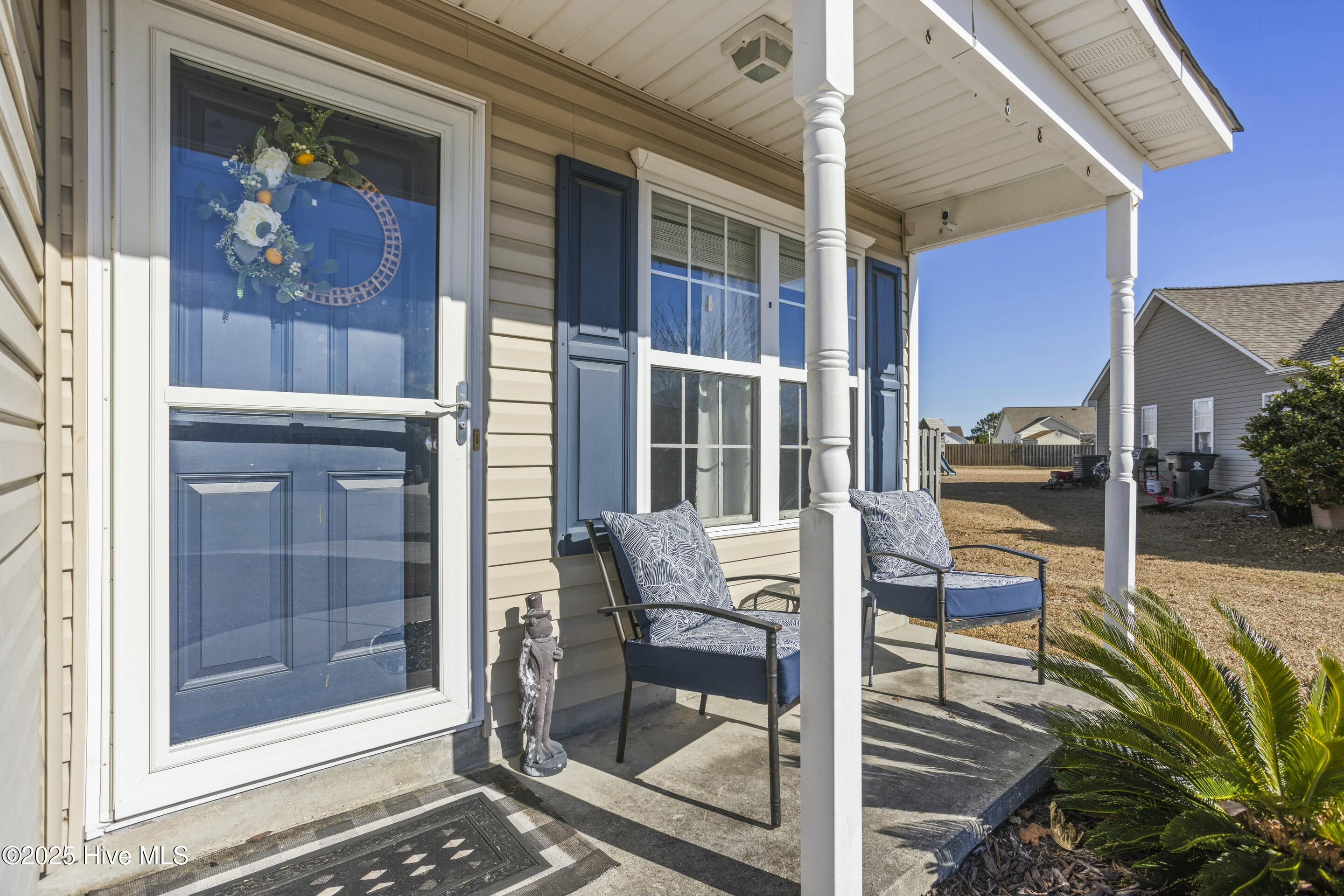 2705 Mascot Court Property Photo 4