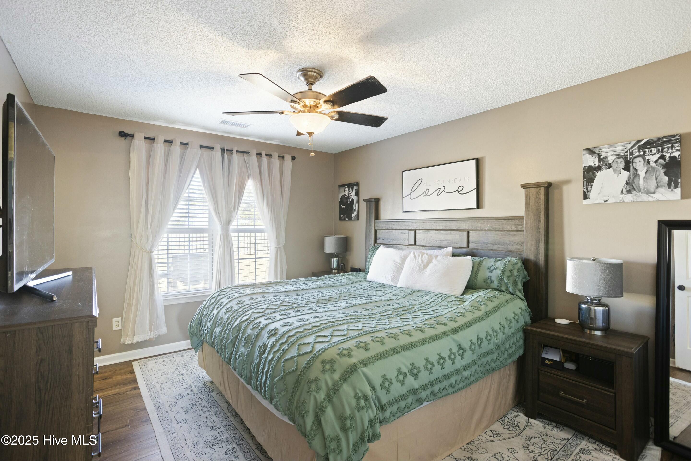2705 Mascot Court Property Photo 17
