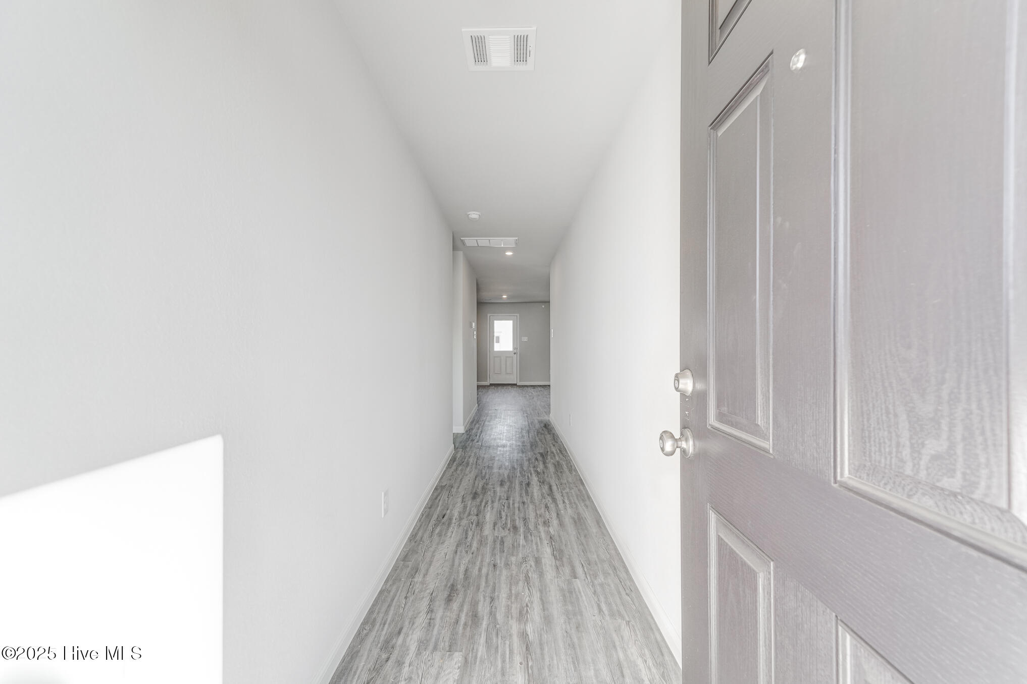 107 Institute Road Property Photo 9