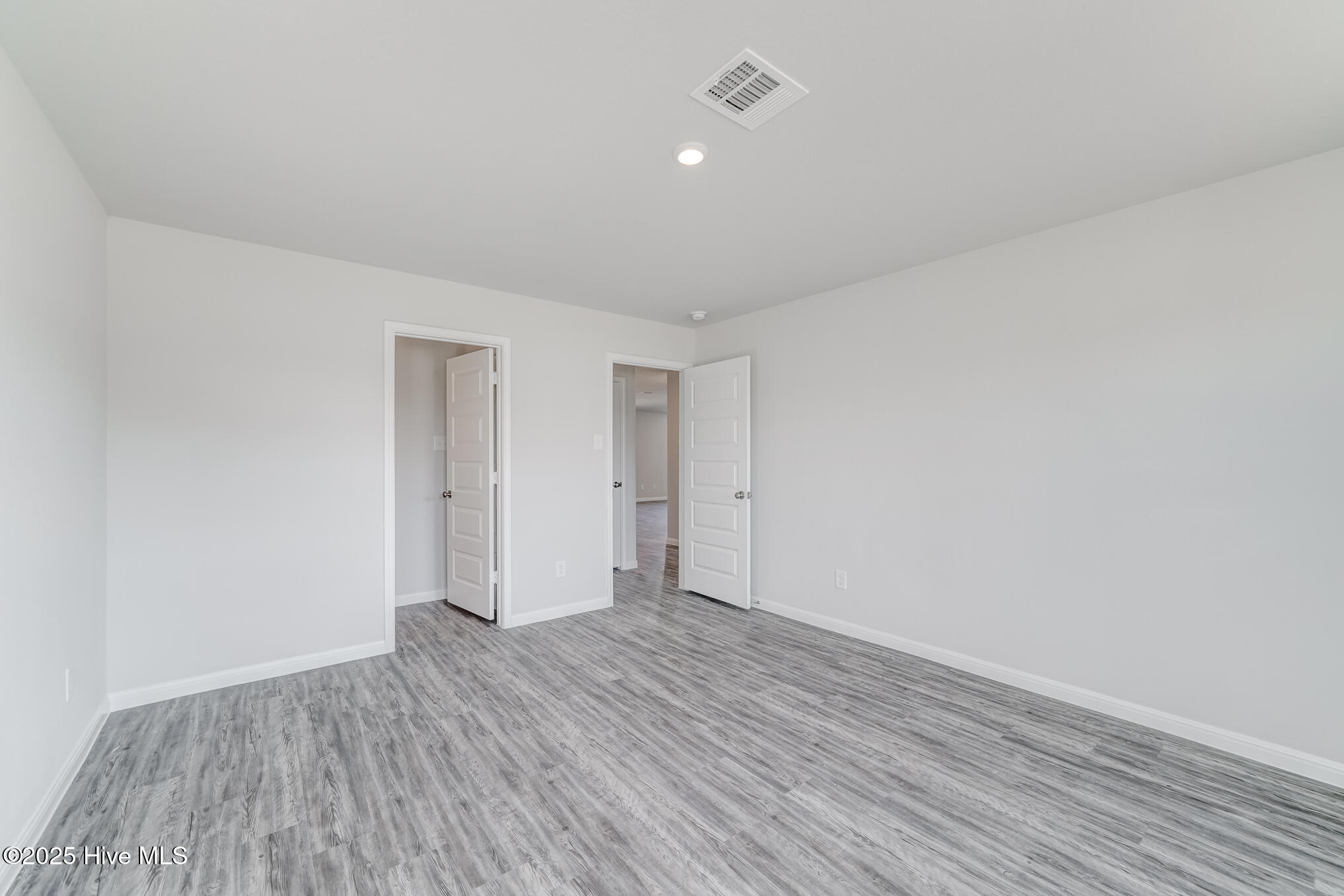 107 Institute Road Property Photo 12