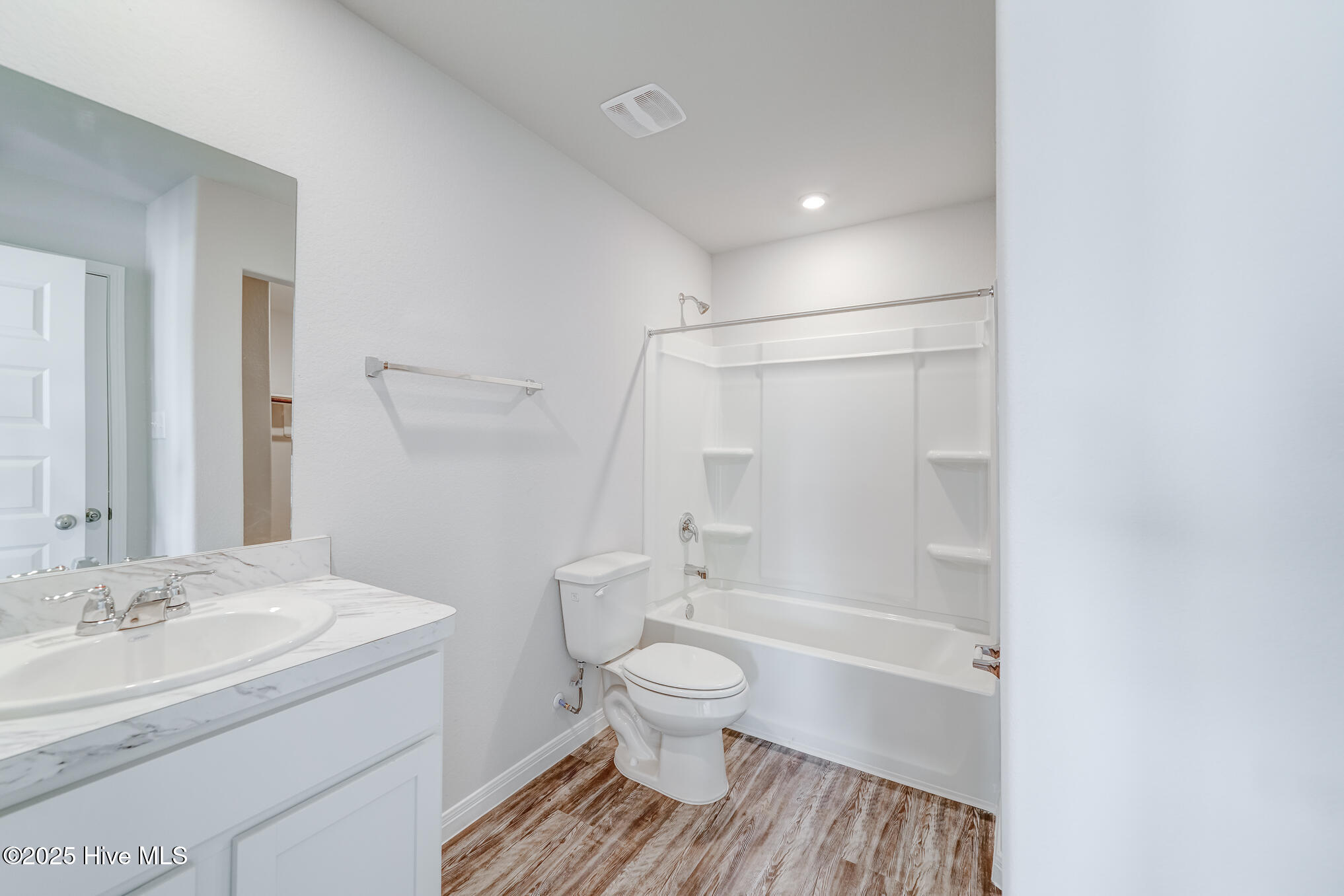 107 Institute Road Property Photo 13