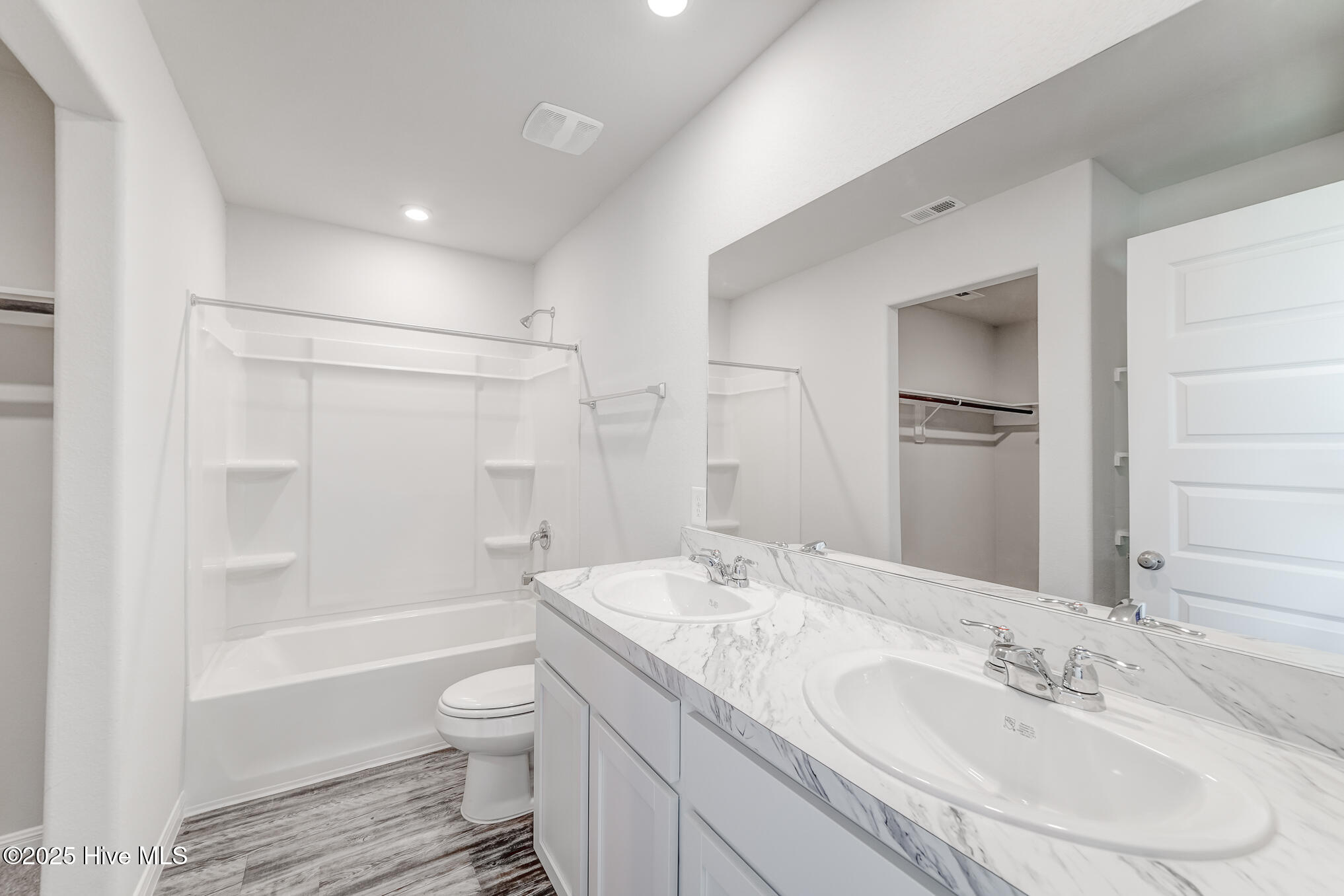 107 Institute Road Property Photo 17
