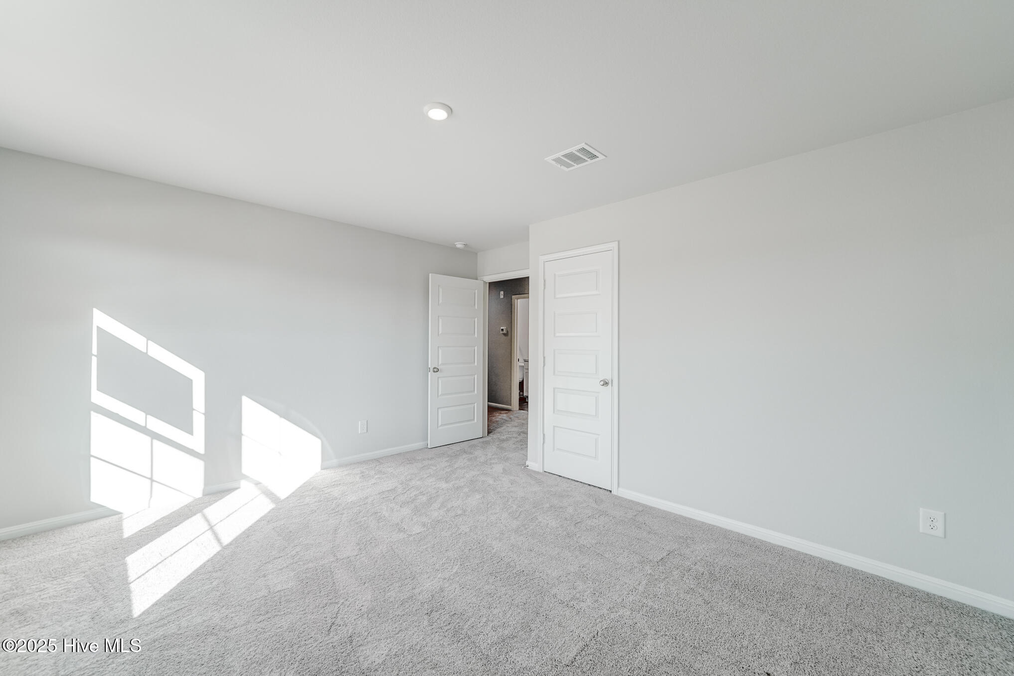 107 Institute Road Property Photo 20