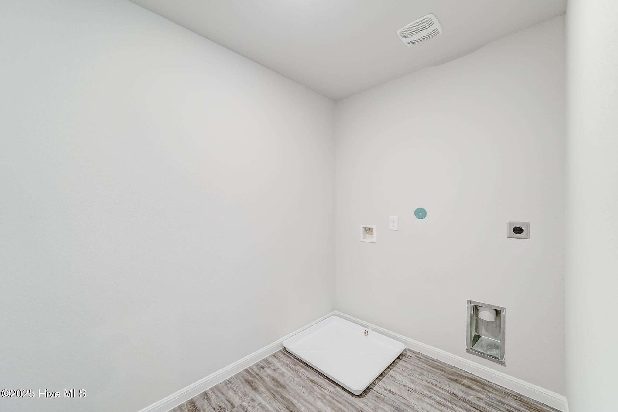 107 Institute Road Property Photo 22
