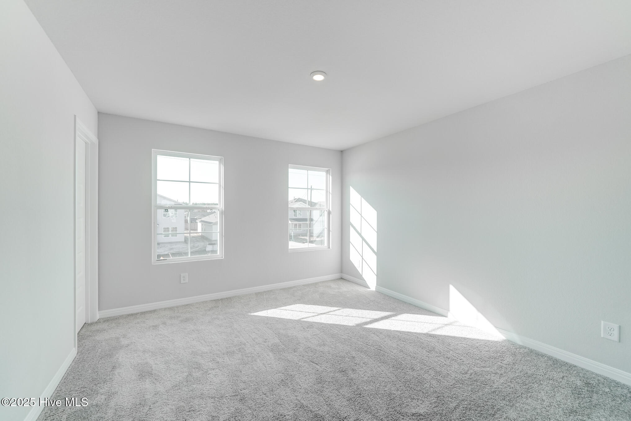 107 Institute Road Property Photo 27