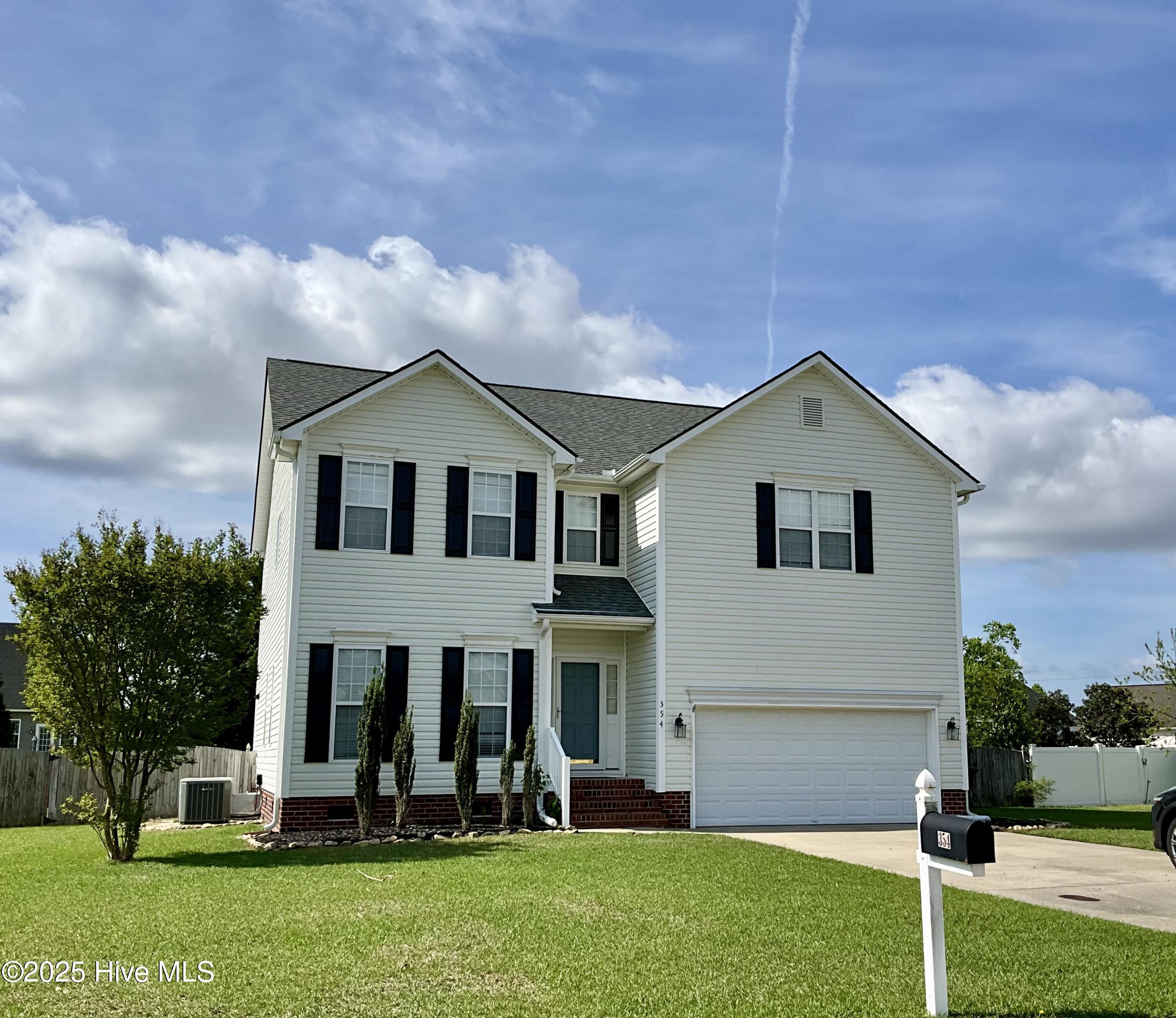 Coopers Pointe Real Estate Listings Main Image