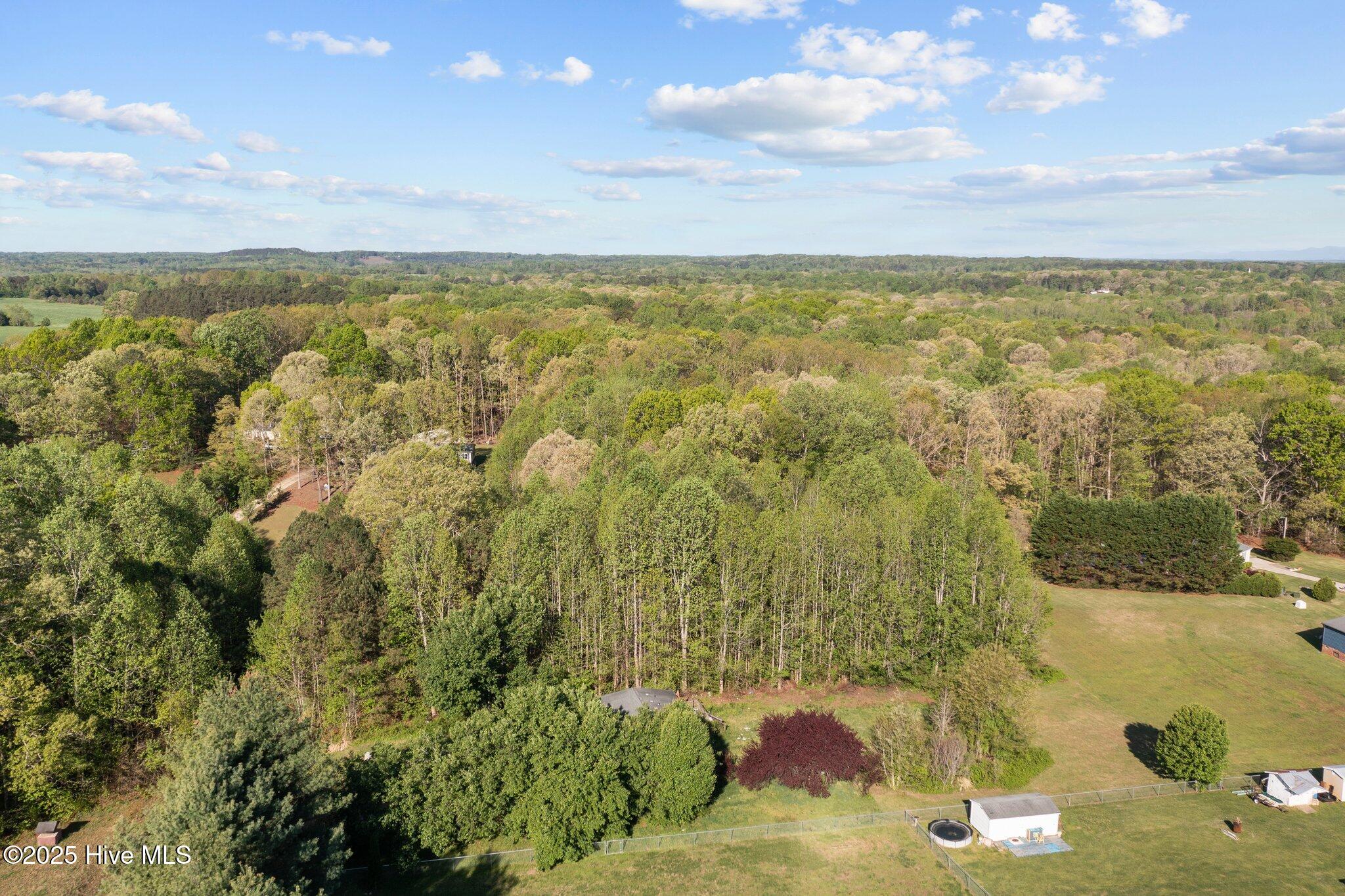 1018 Cherry Tree Court Property Photo 5