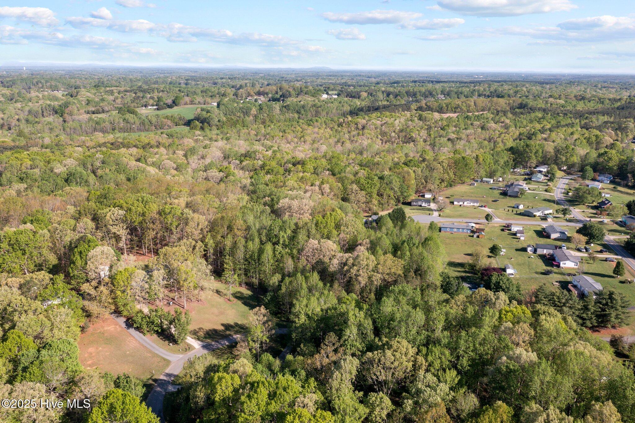 1018 Cherry Tree Court Property Photo 12