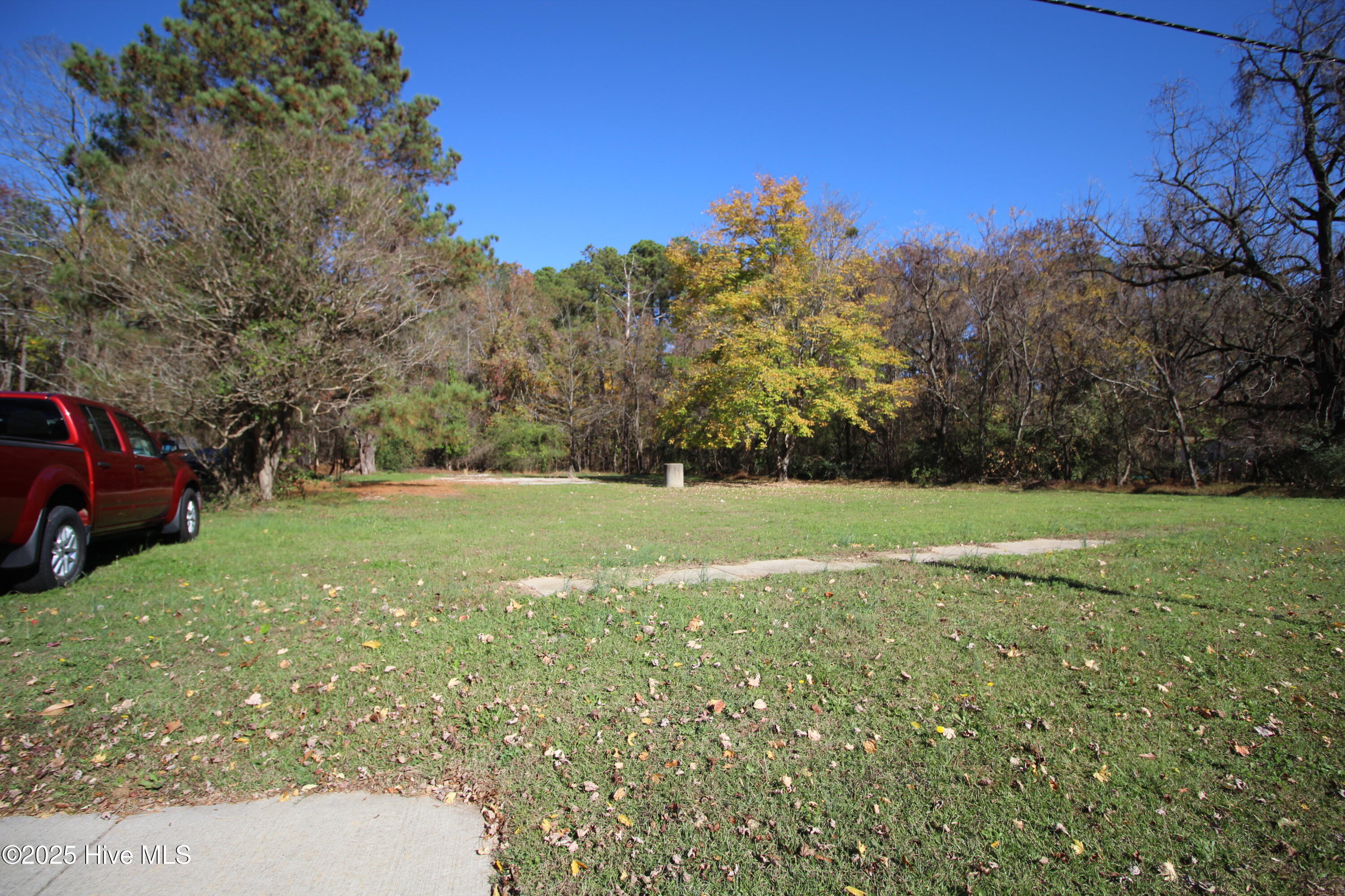 936 W Holly Springs Road Property Photo