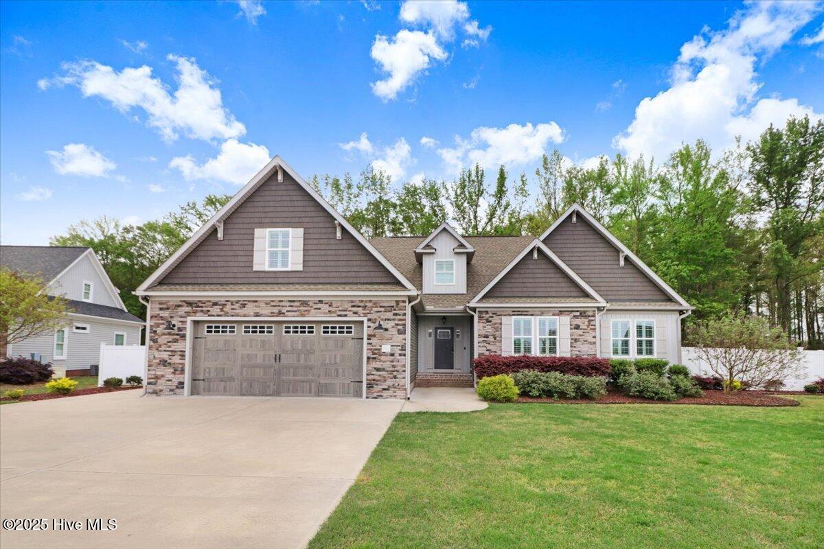 102 Apple Tree Lane Property Photo