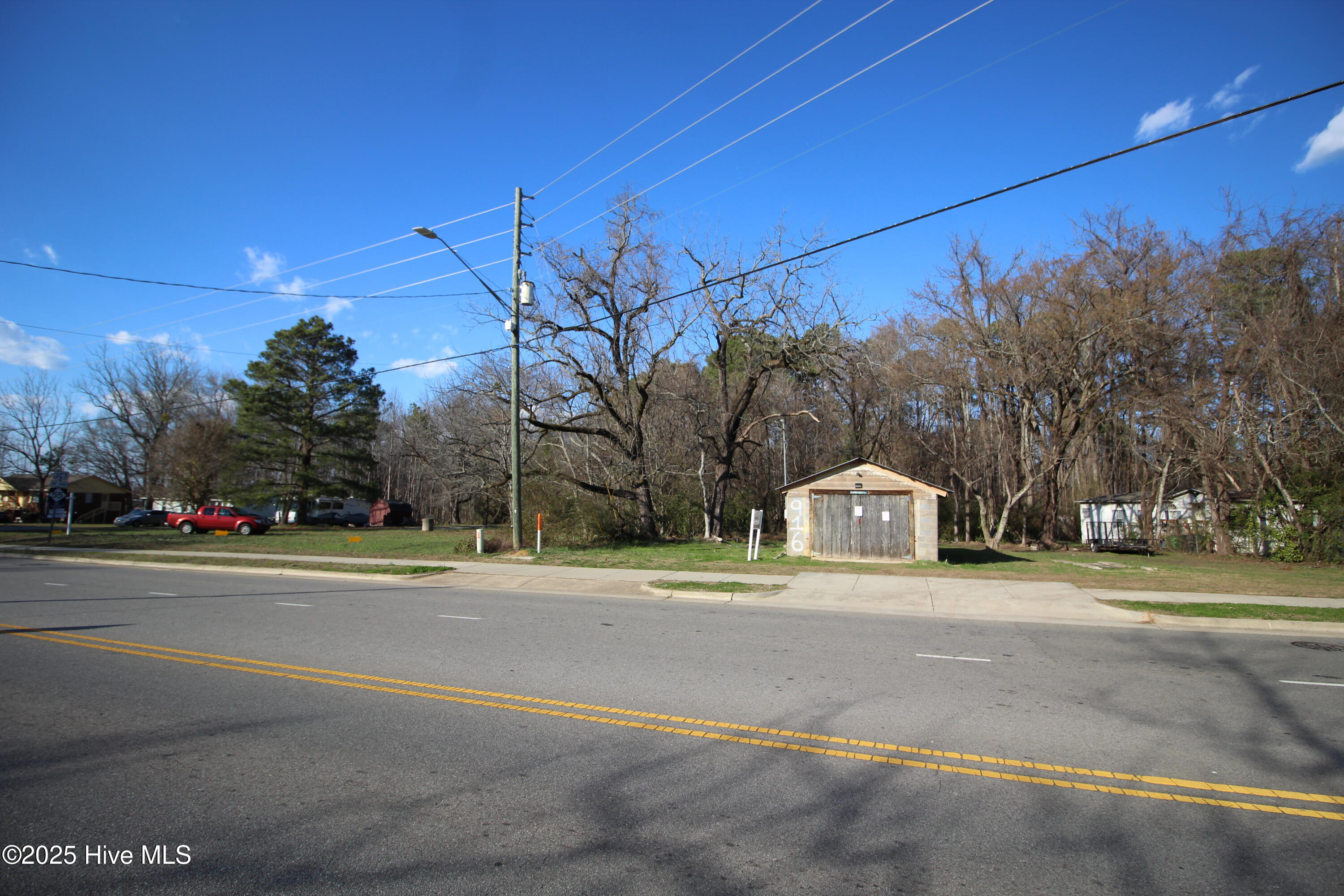 920 W Holly Springs Road Property Photo 8