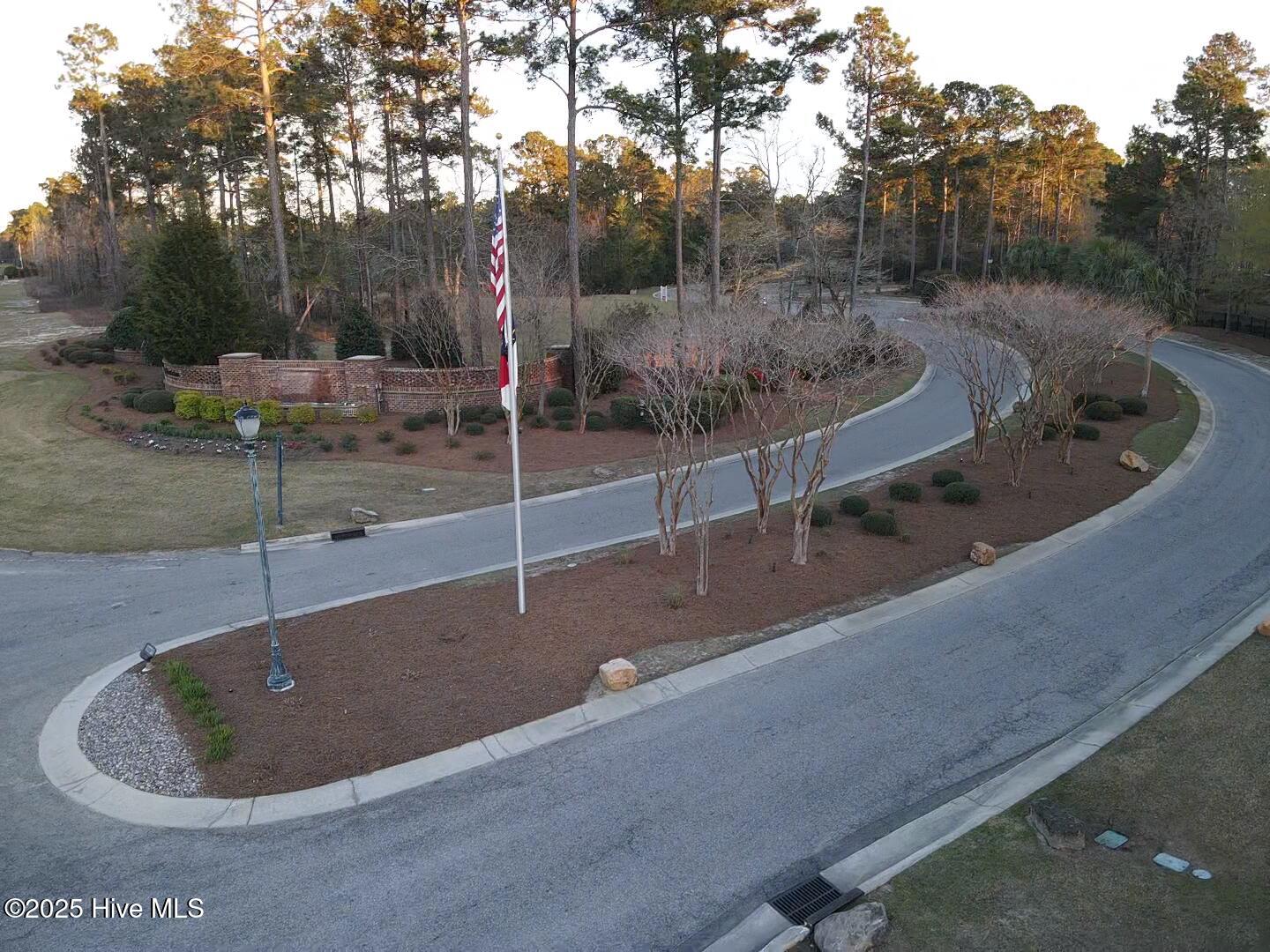 774 Hollybriar Loop Road Property Photo 3