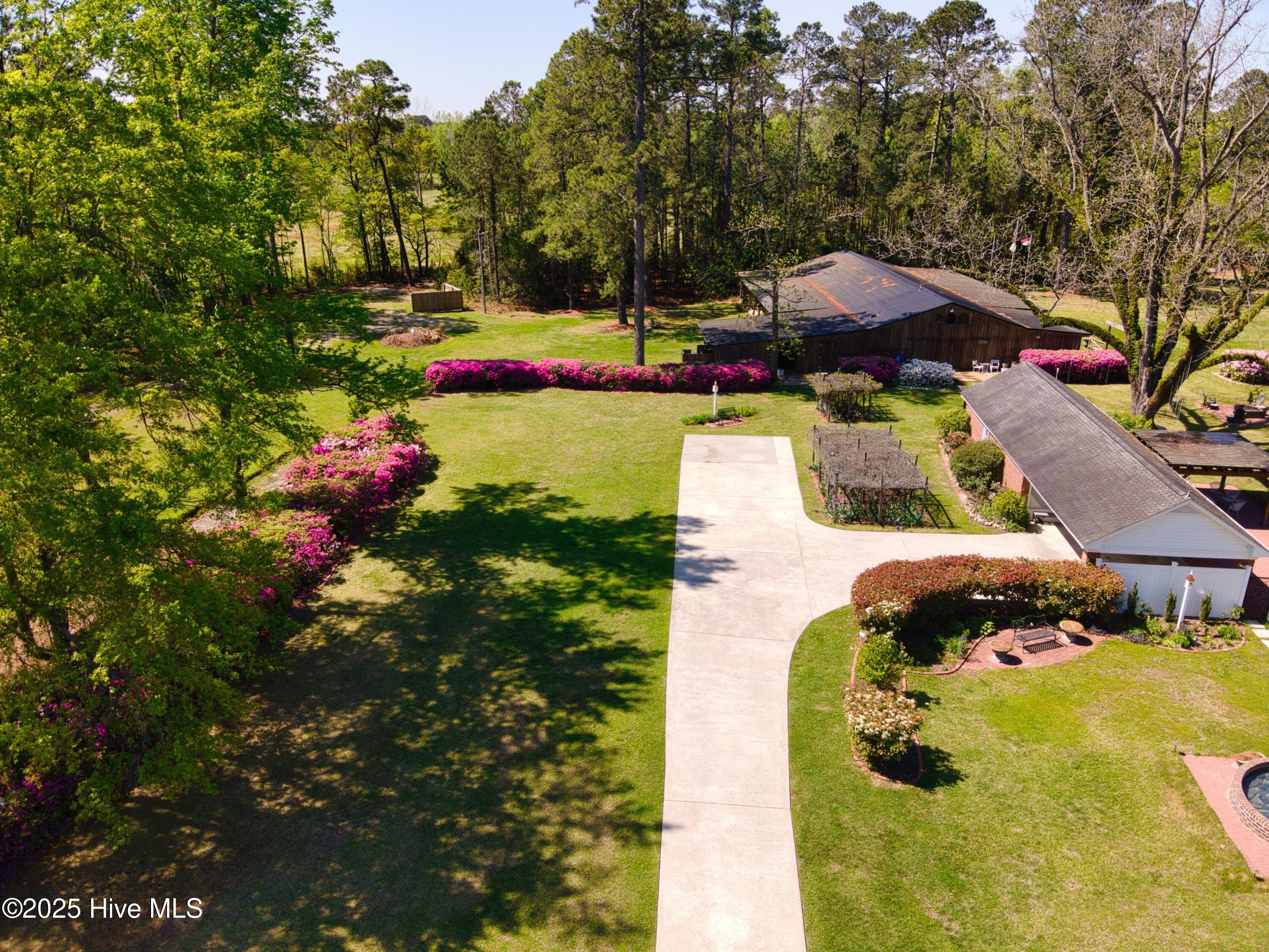 2589 Sidney Cherry Grove Road Property Photo 7