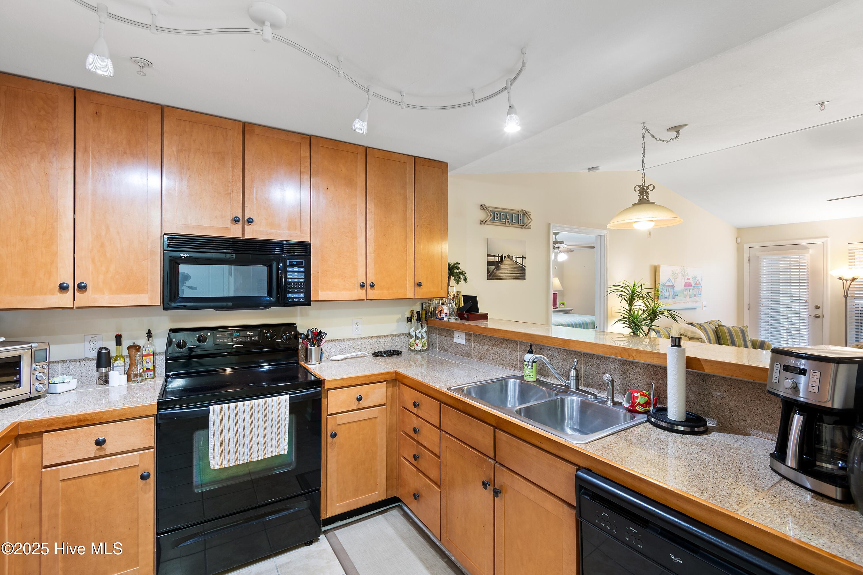 260 S Crow Creek Drive 17 Property Photo 6