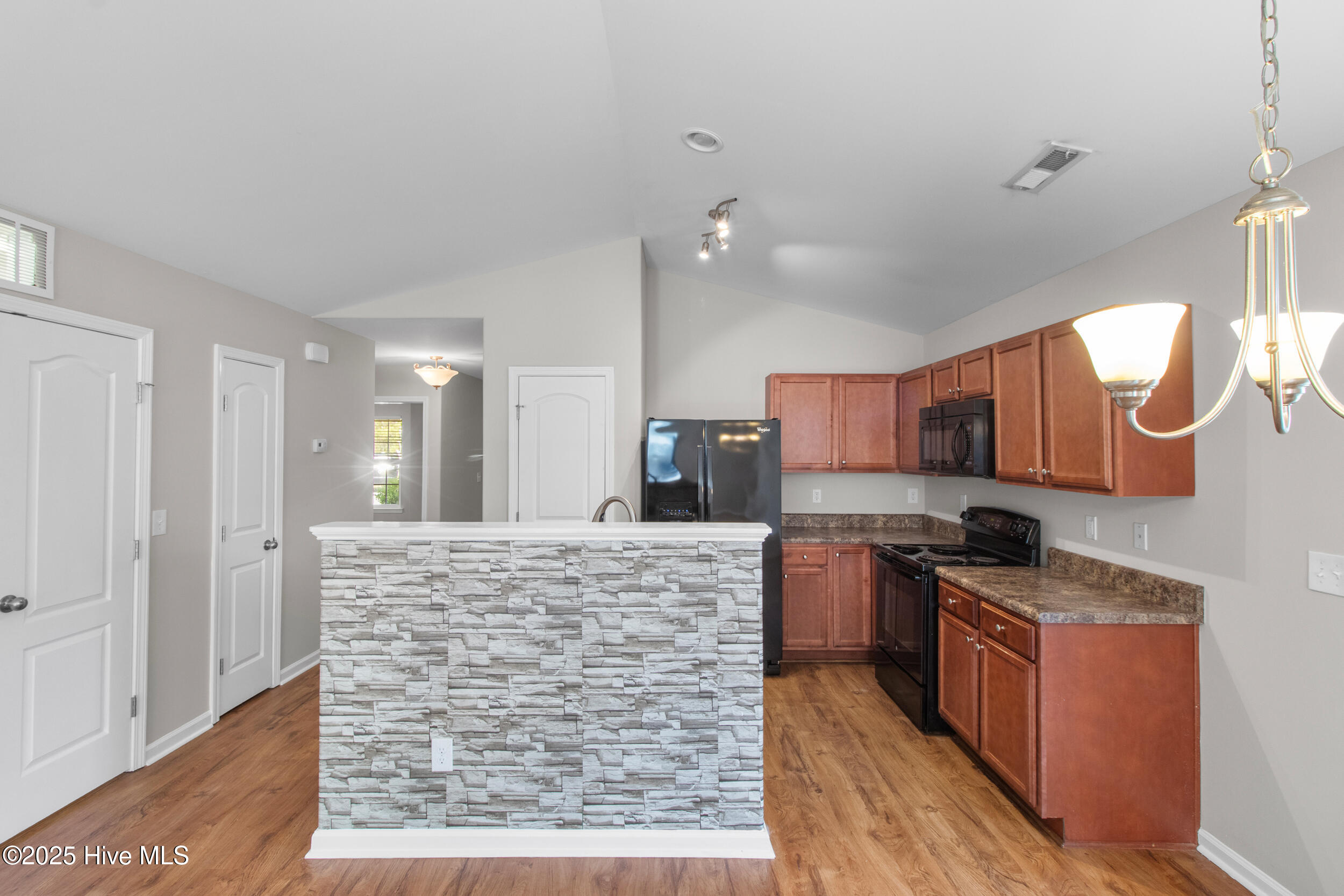 2218 Brookstone Drive Property Photo 15