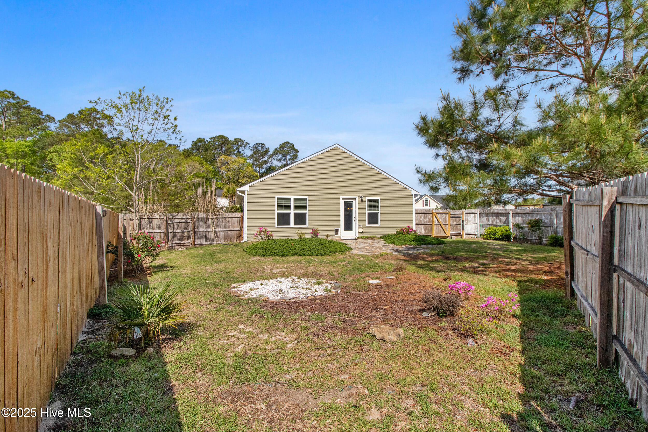 2218 Brookstone Drive Property Photo 25