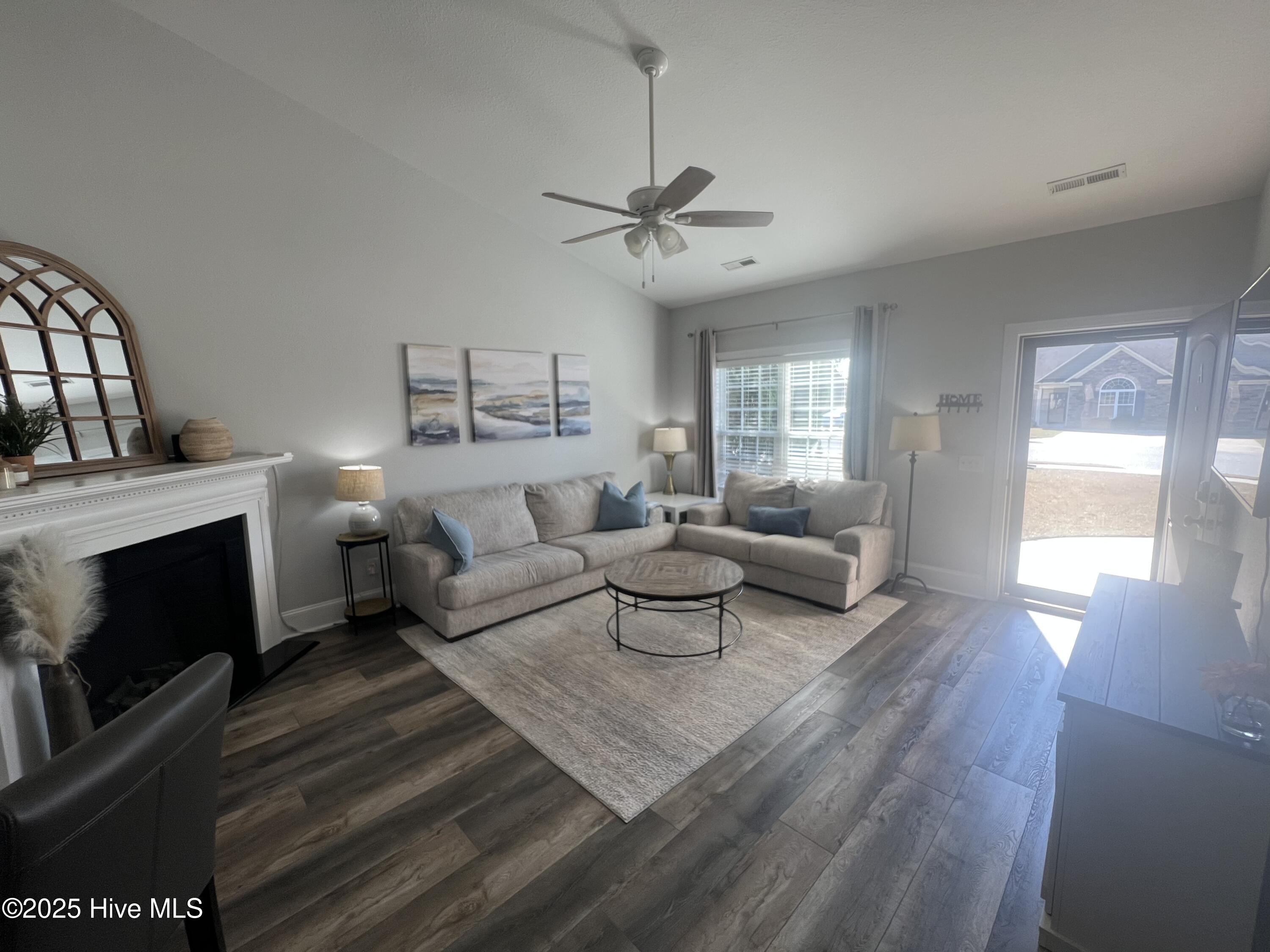 3344 Ellsworth Drive Property Photo 4