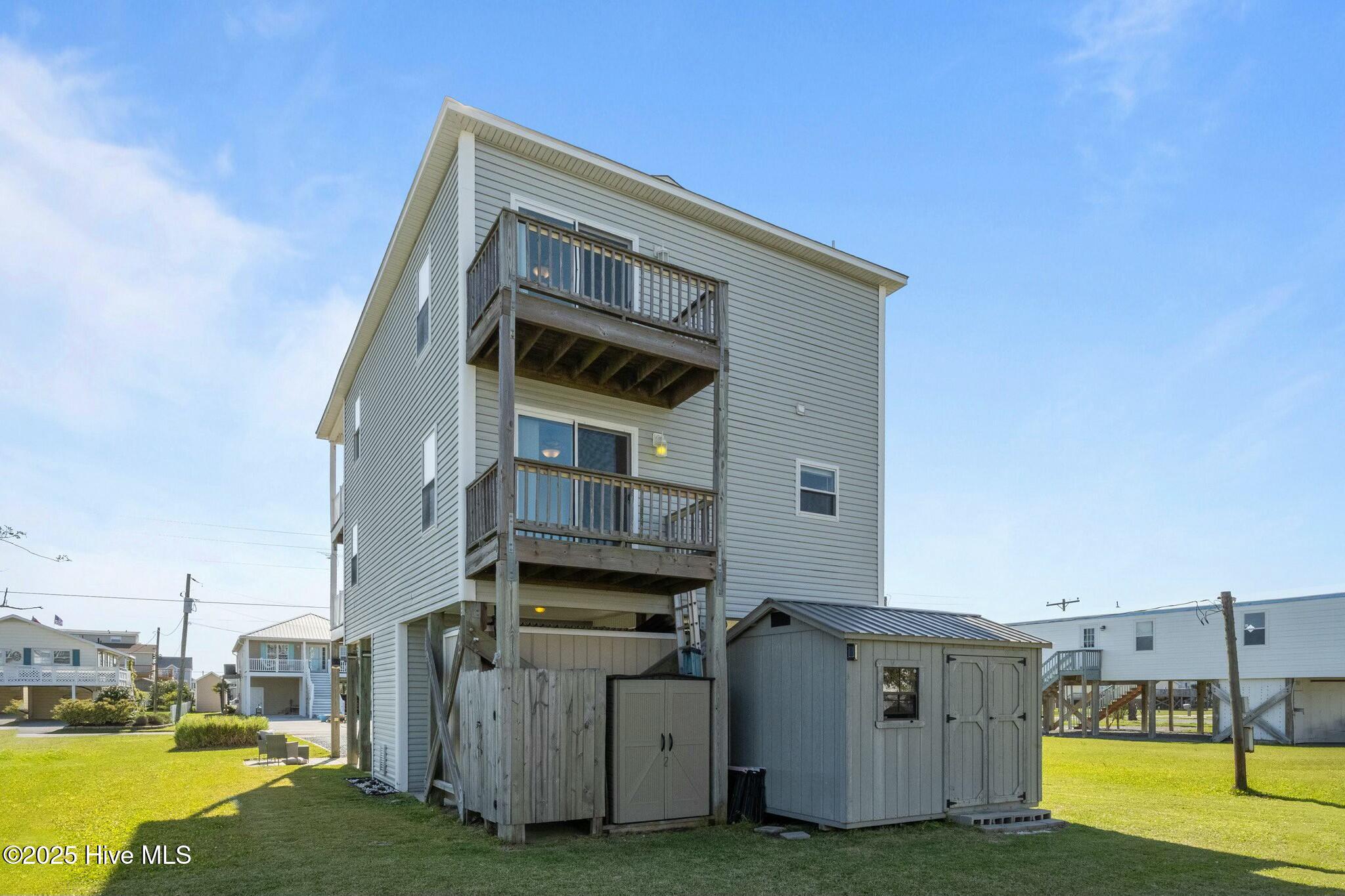 8014 8th Street Property Photo 3