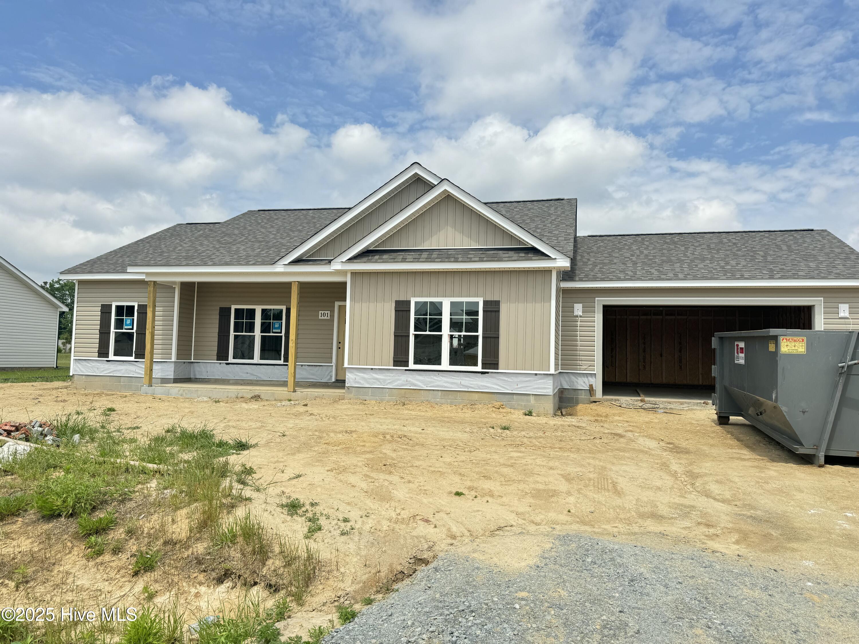 101 Waterstone Court Property Photo