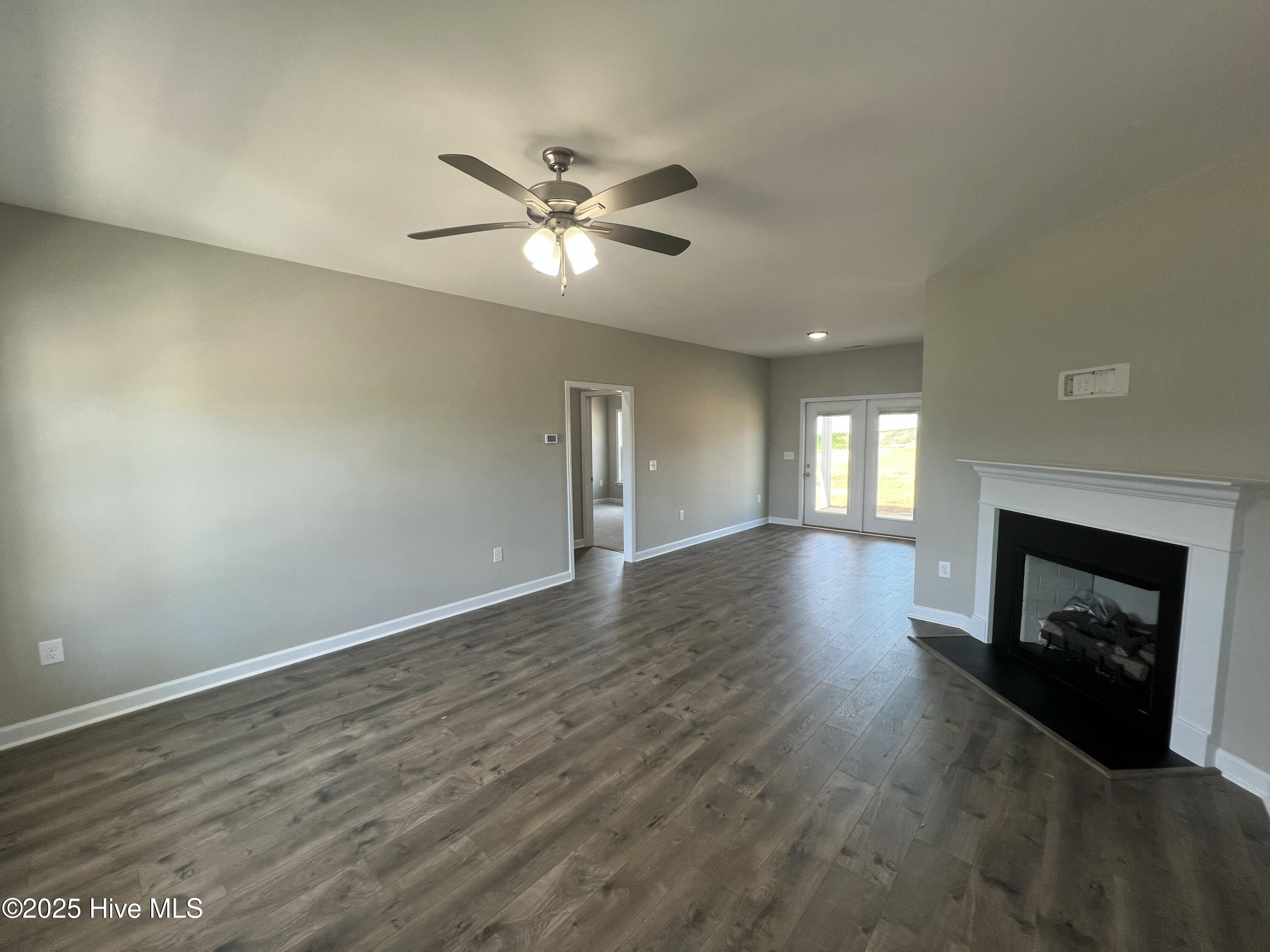 101 Waterstone Court Property Photo 3