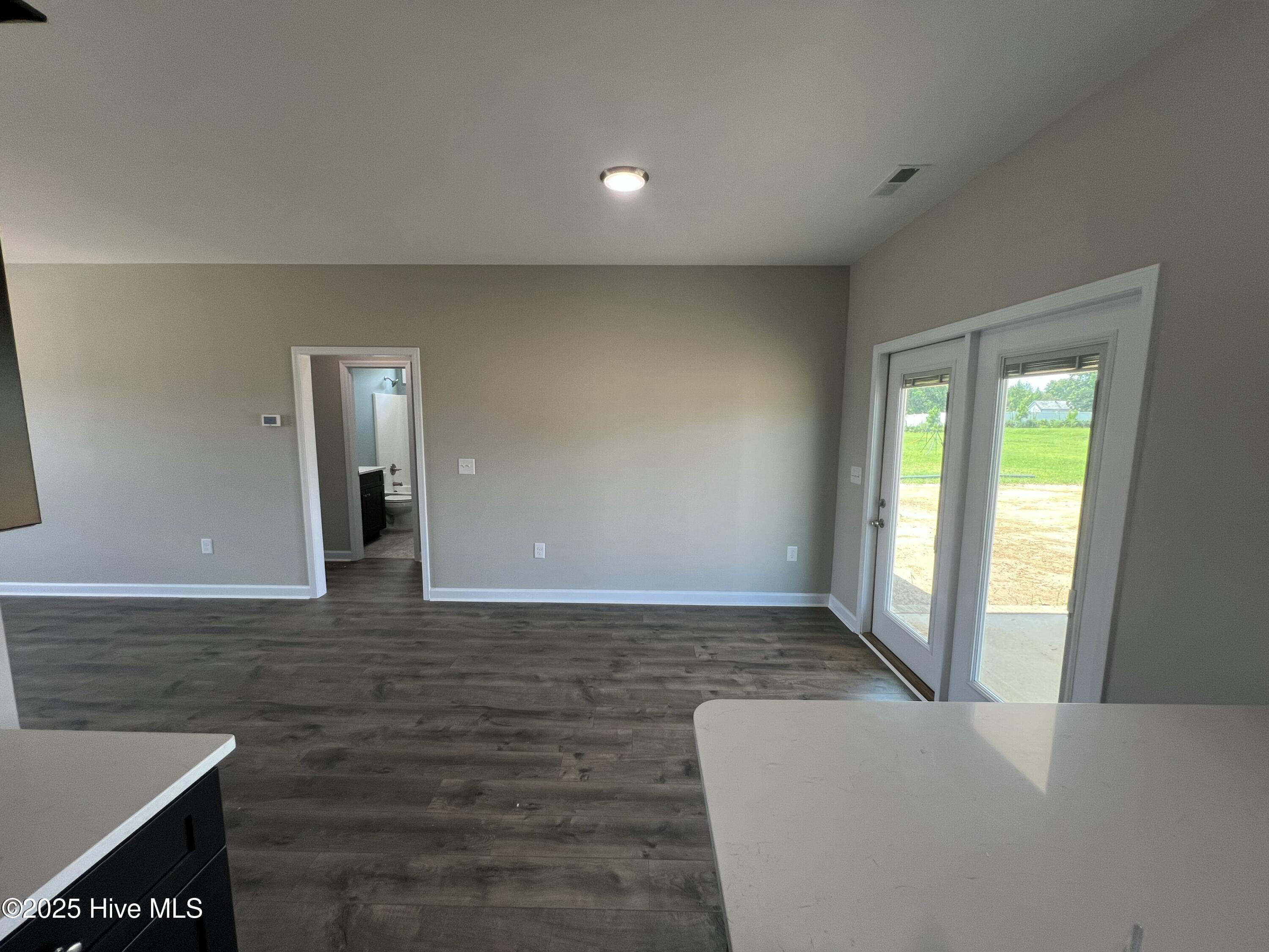 101 Waterstone Court Property Photo 8