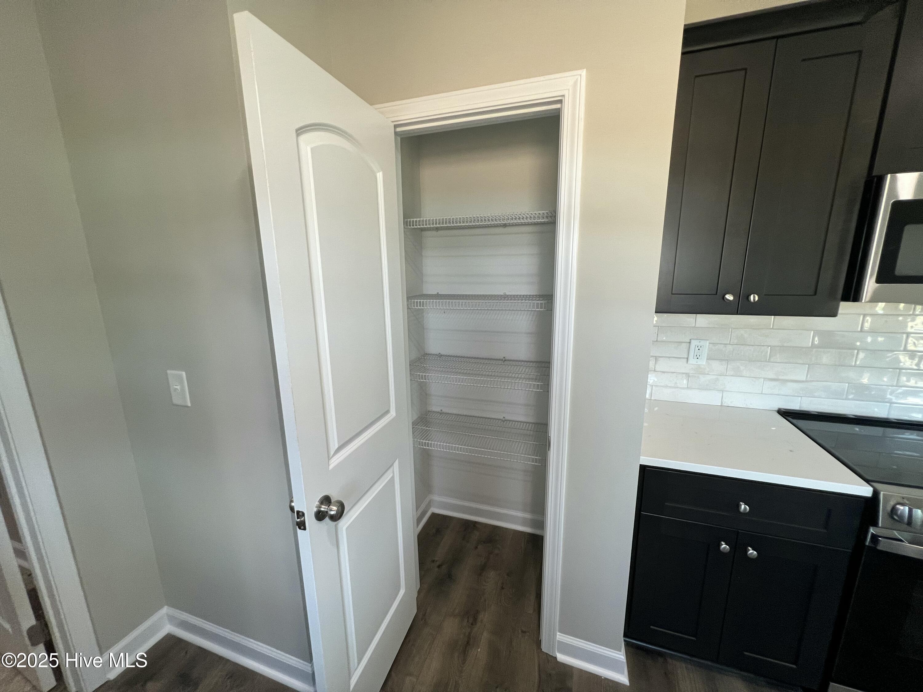 101 Waterstone Court Property Photo 10